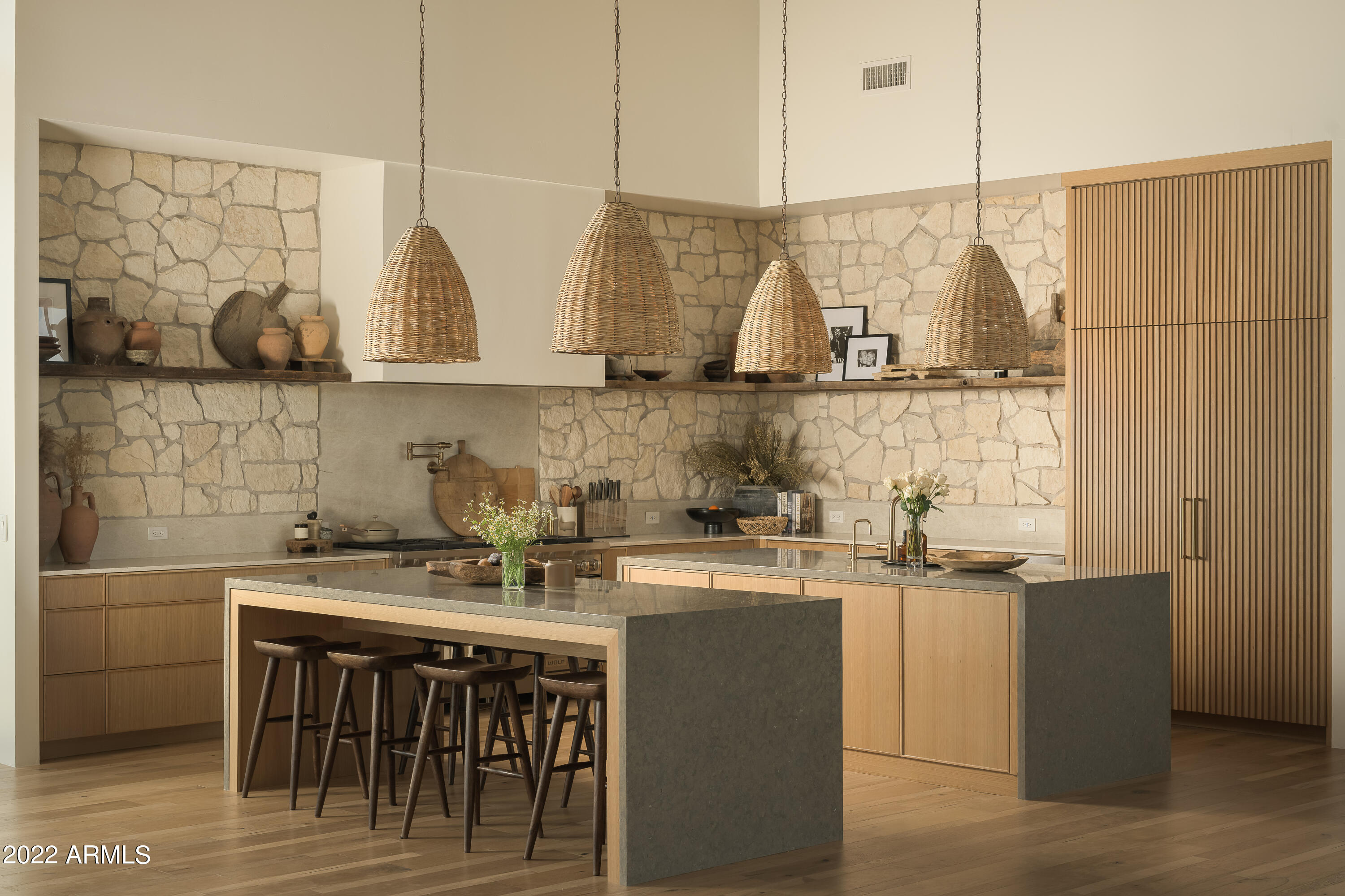 SUNDOWN RANCHOS - Residential