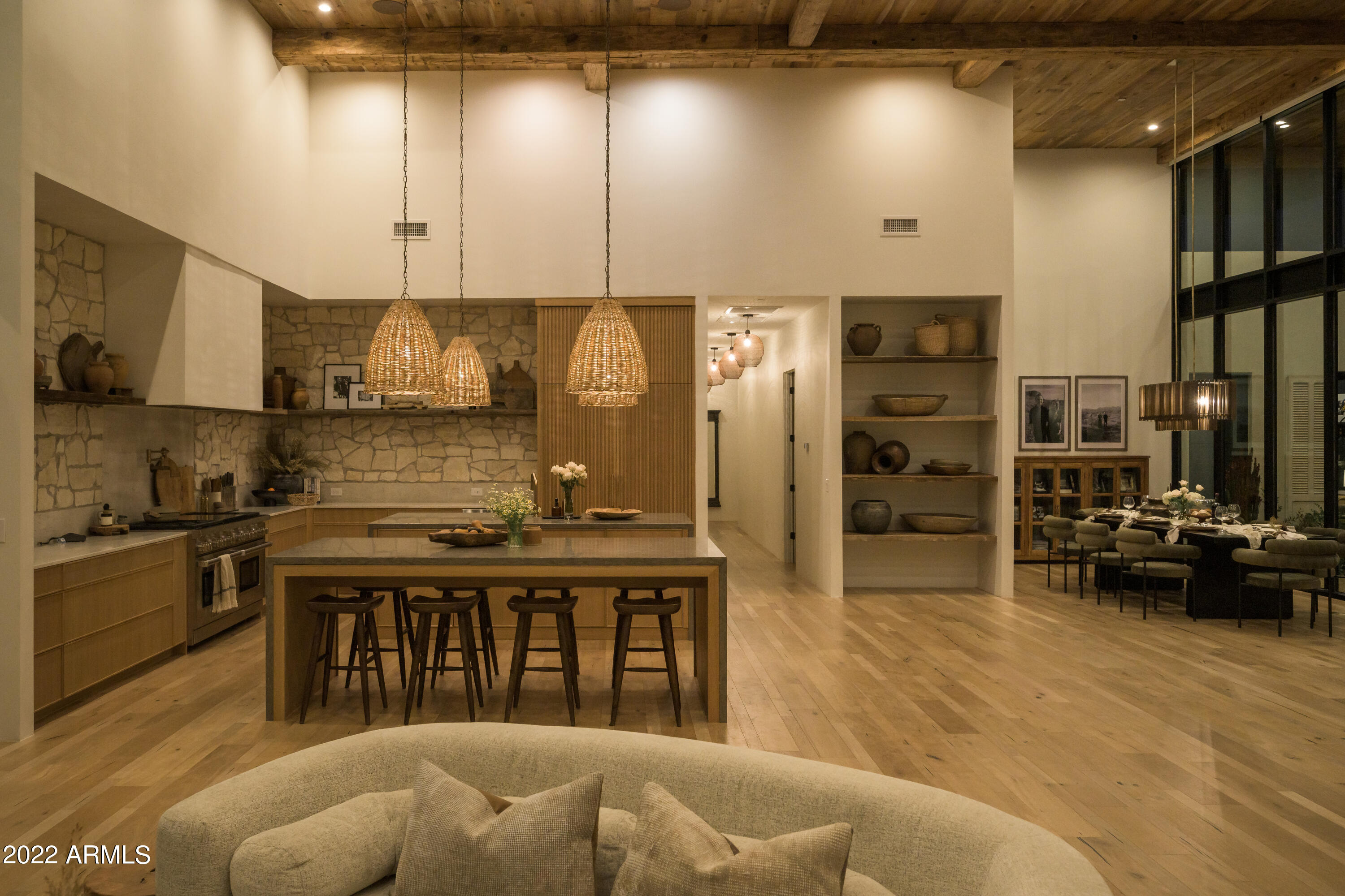 SUNDOWN RANCHOS - Residential