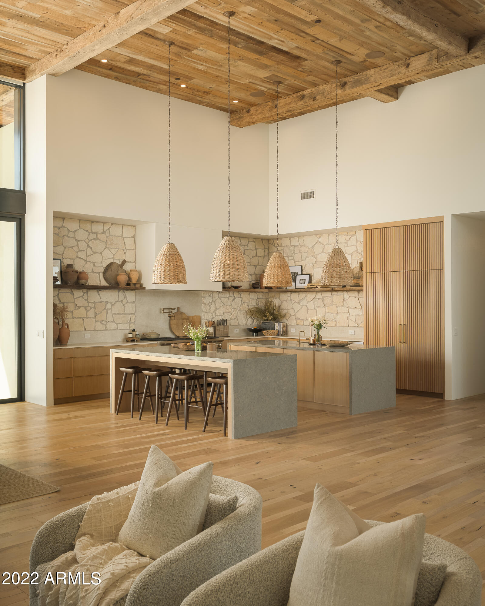 SUNDOWN RANCHOS - Residential
