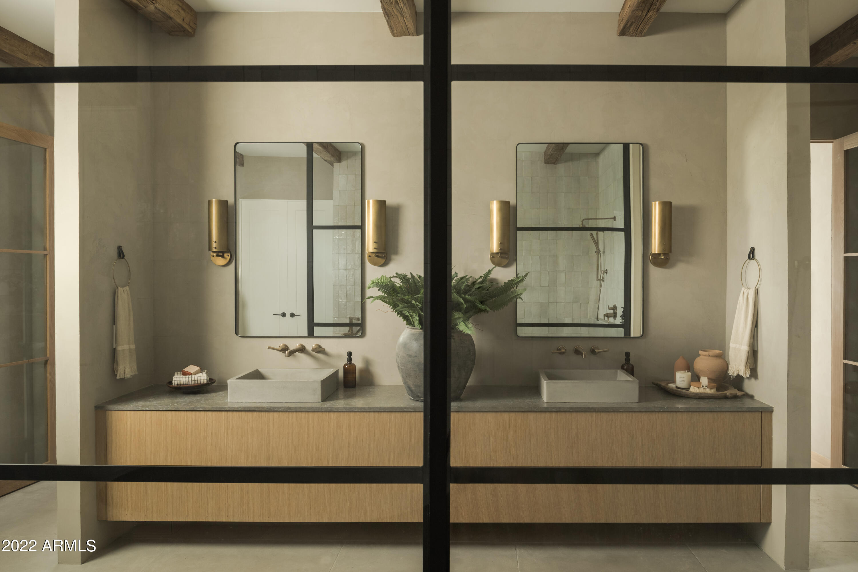 SUNDOWN RANCHOS - Residential