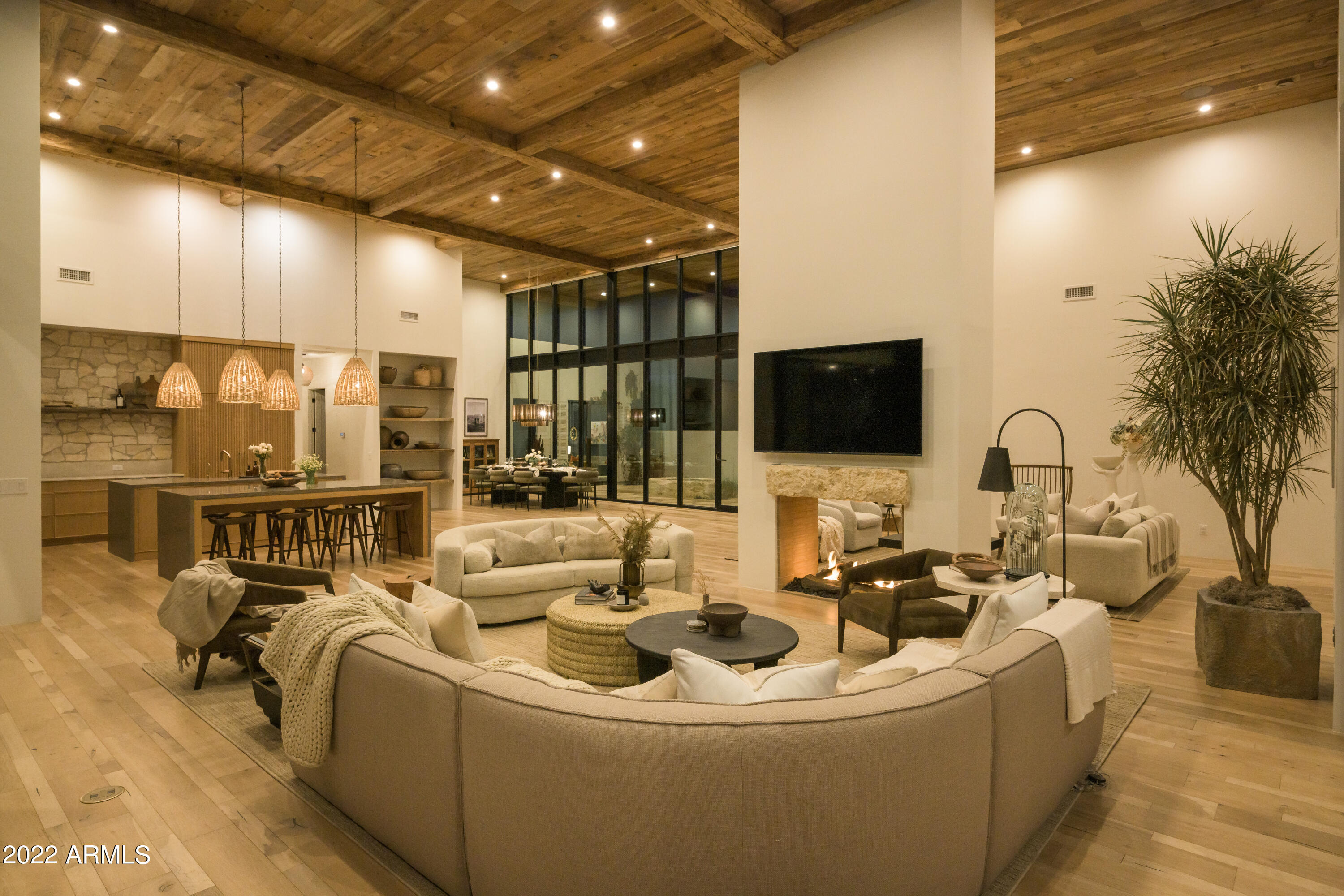SUNDOWN RANCHOS - Residential