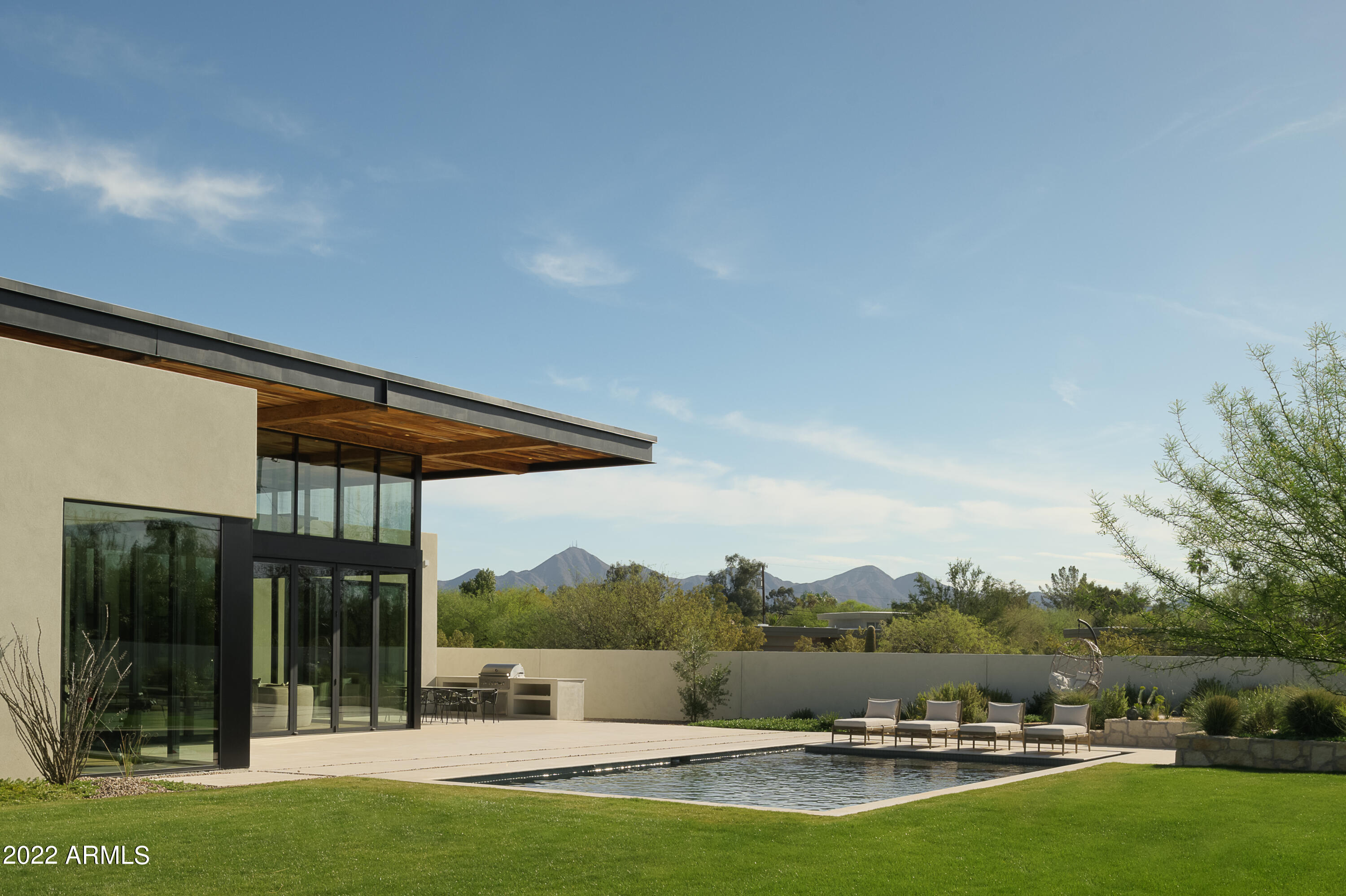 SUNDOWN RANCHOS - Residential