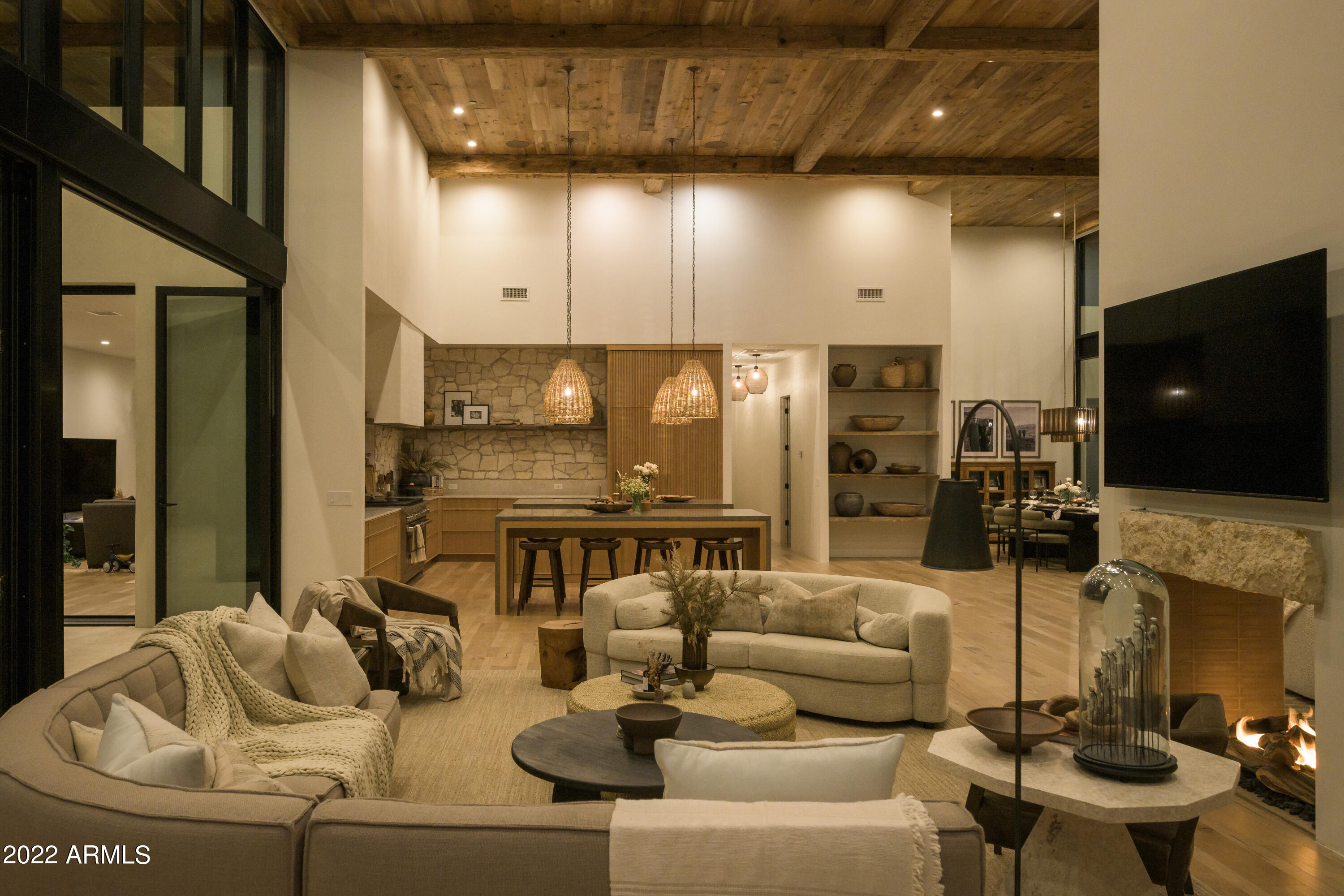 SUNDOWN RANCHOS - Residential