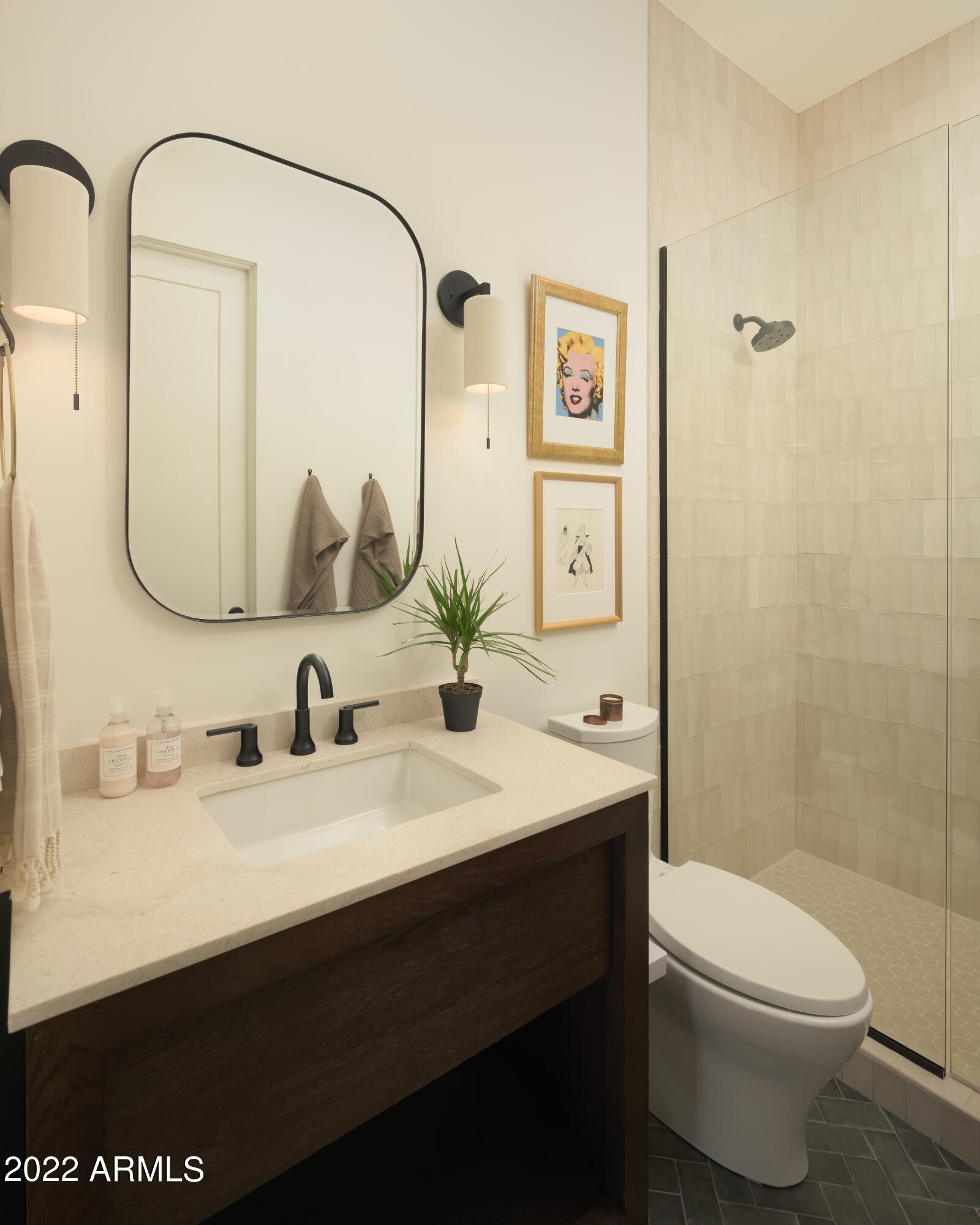 SUNDOWN RANCHOS - Residential