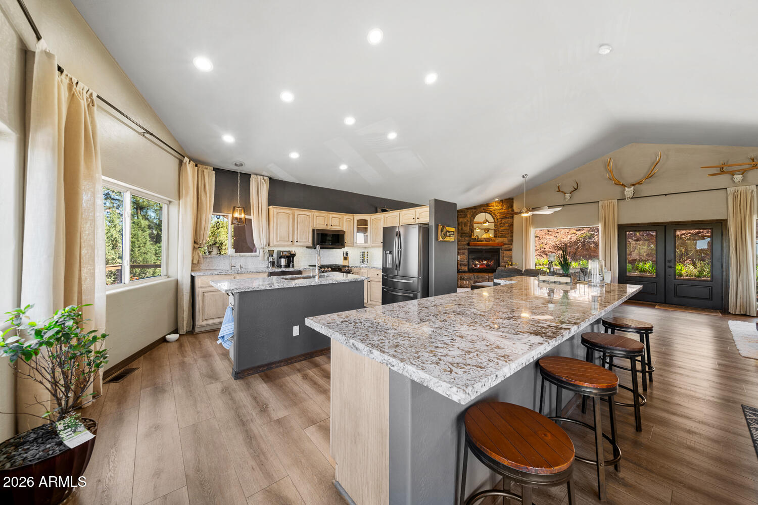 Show Low Unsubdivided - Residential