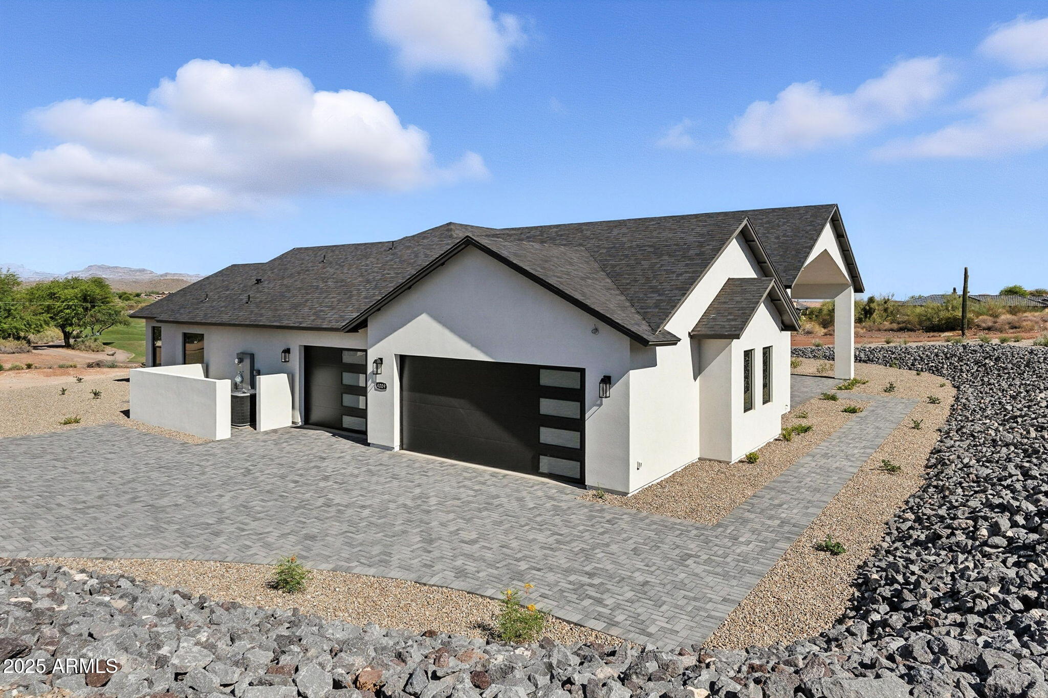 Montana Dorada - Residential