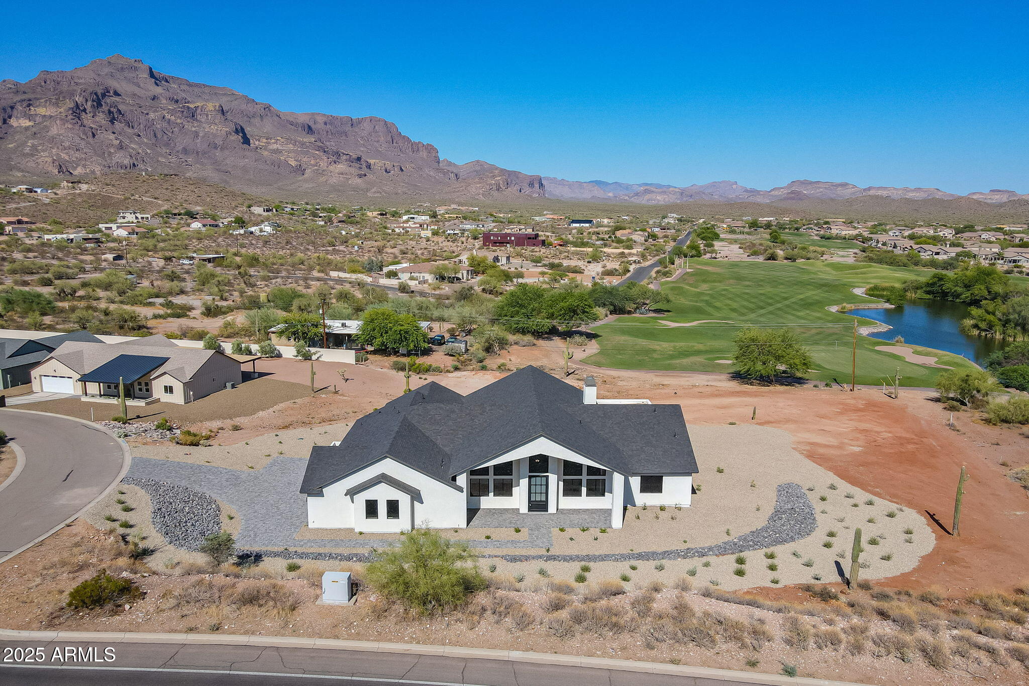 Montana Dorada - Residential