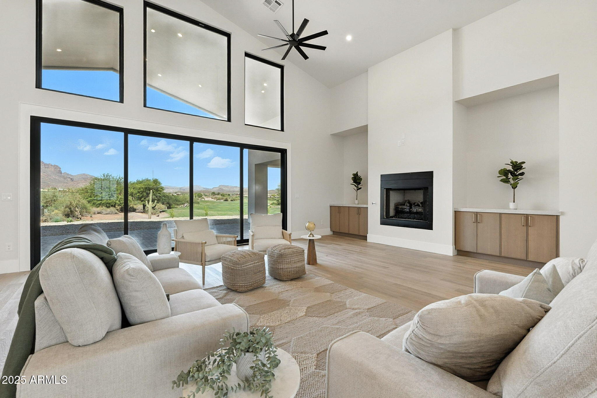 Montana Dorada - Residential