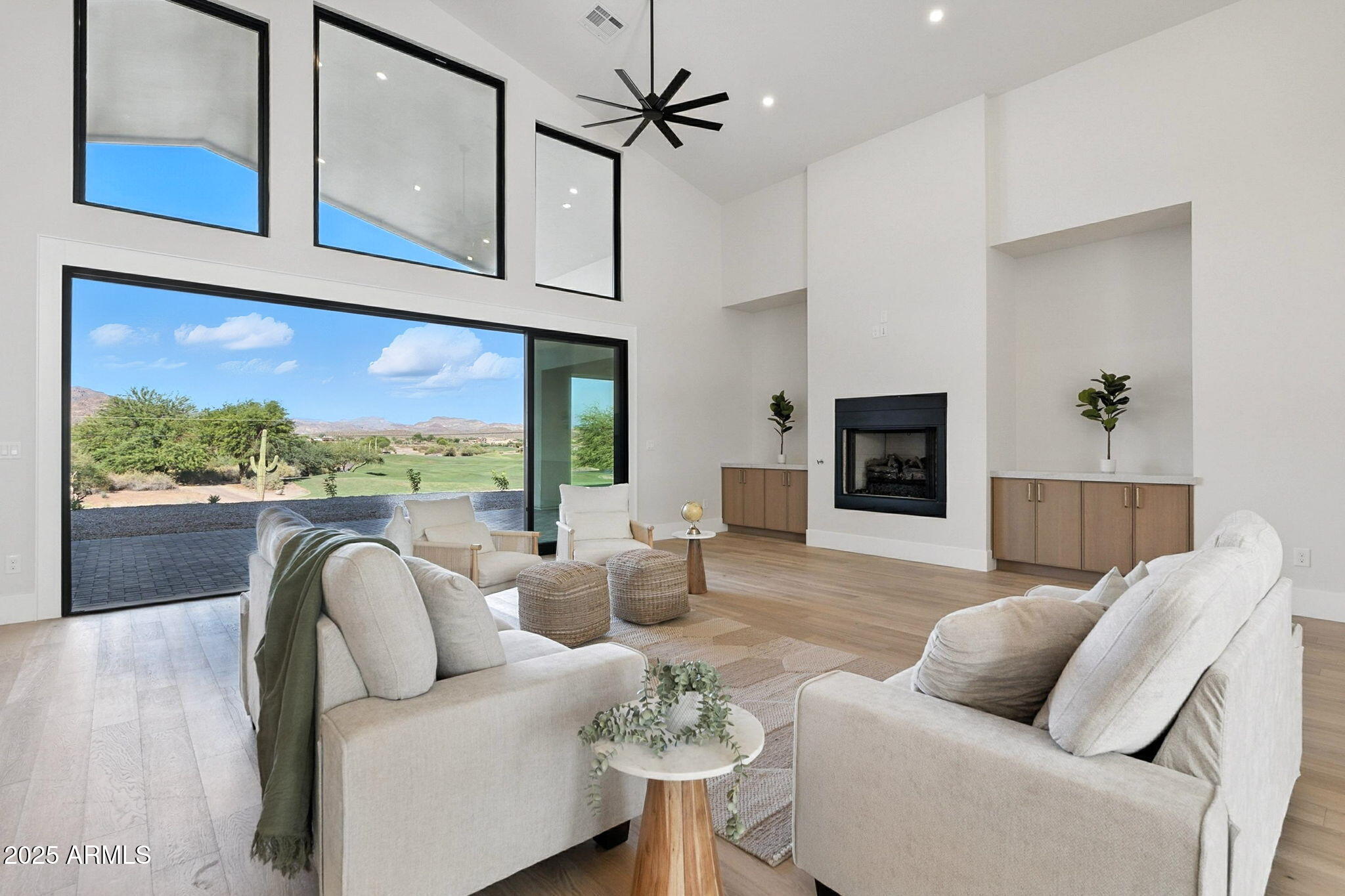 Montana Dorada - Residential