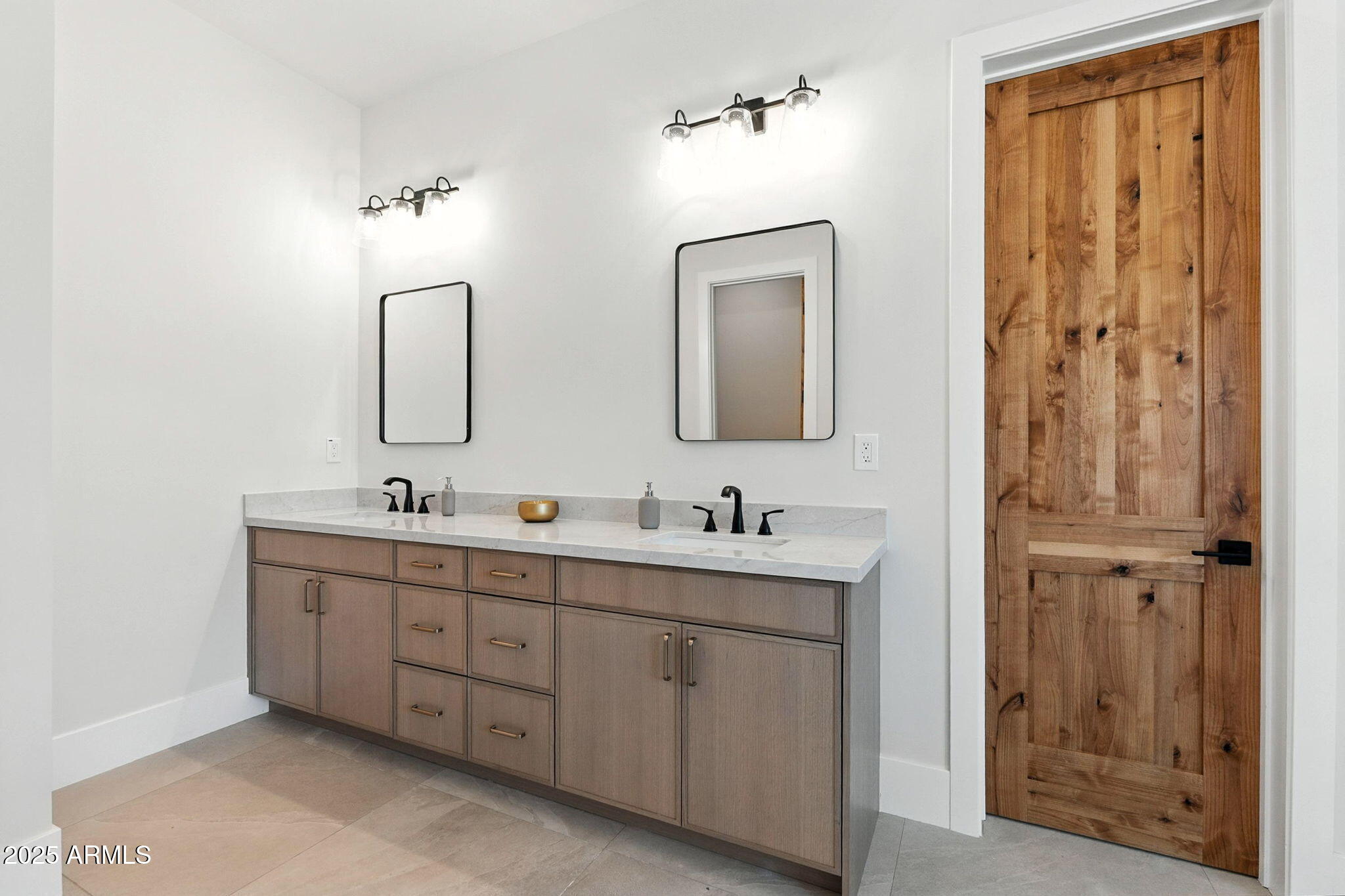 Montana Dorada - Residential