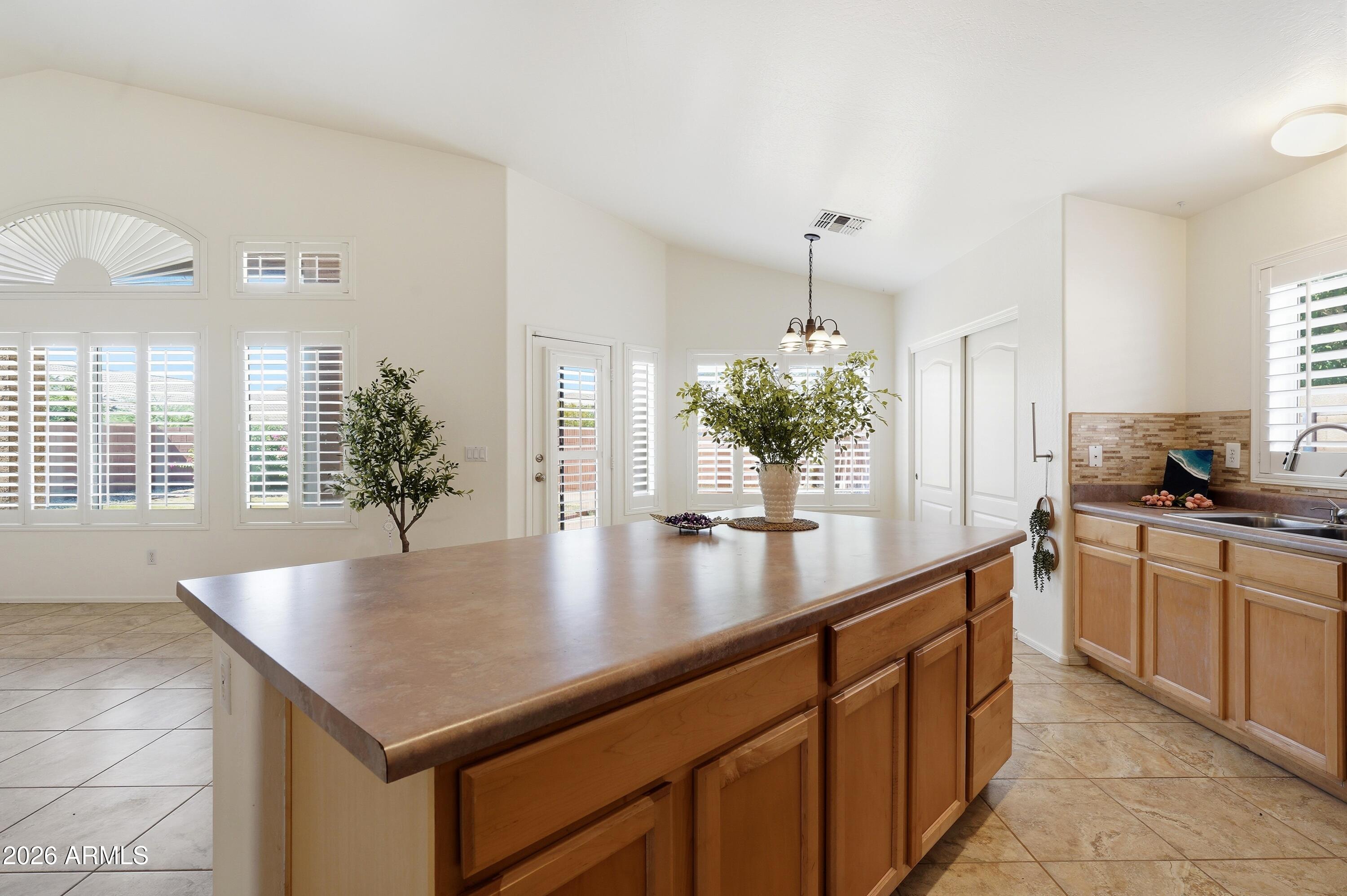 FOOTHILLS PASEO 2 - Residential