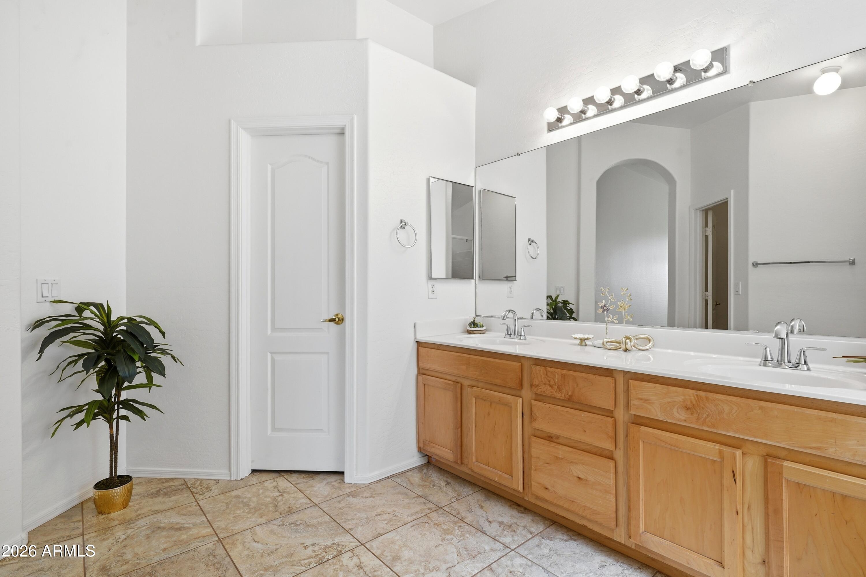 FOOTHILLS PASEO 2 - Residential