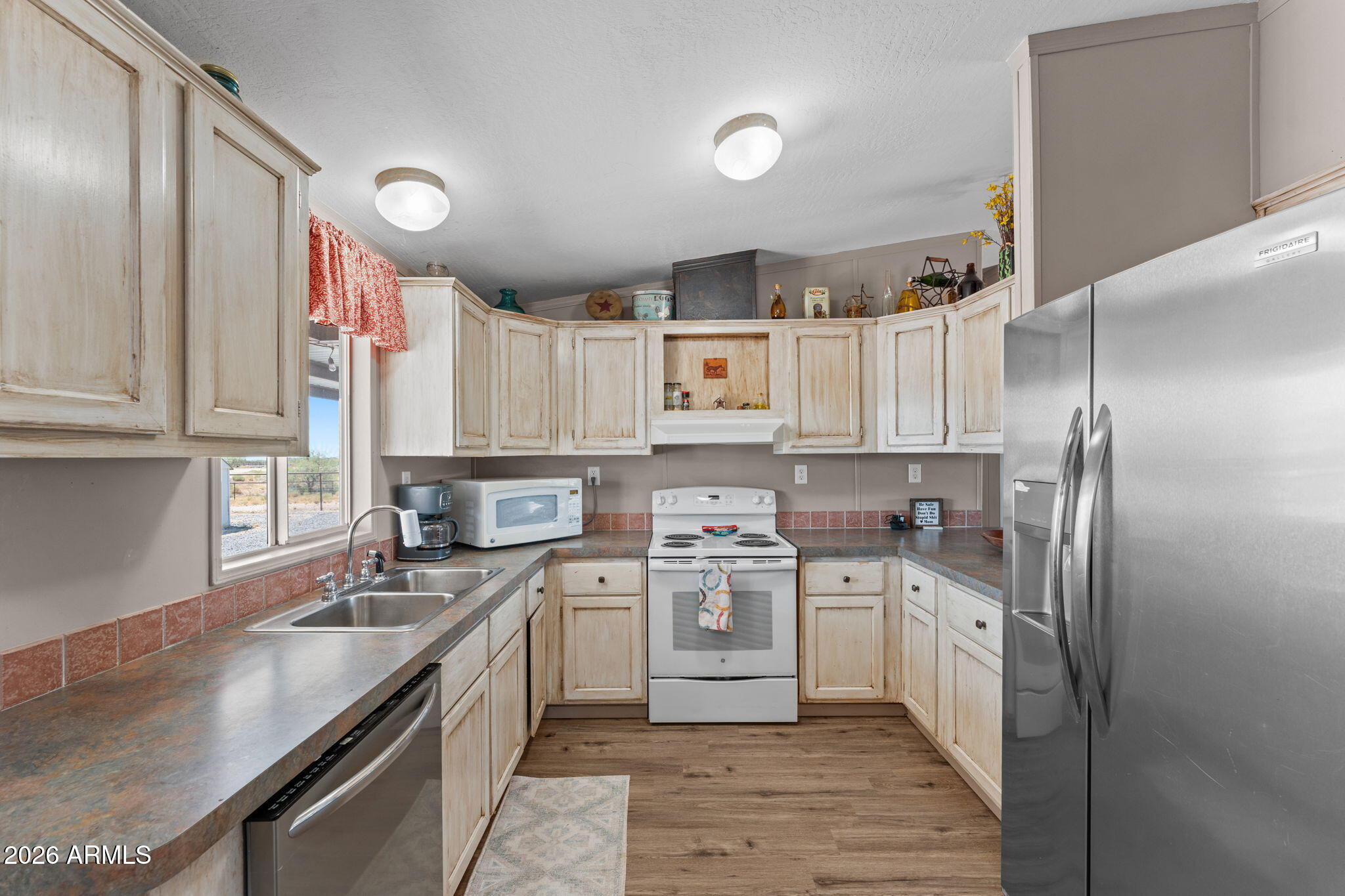 CONGRESS VILLAGE UNIT 2 - Residential