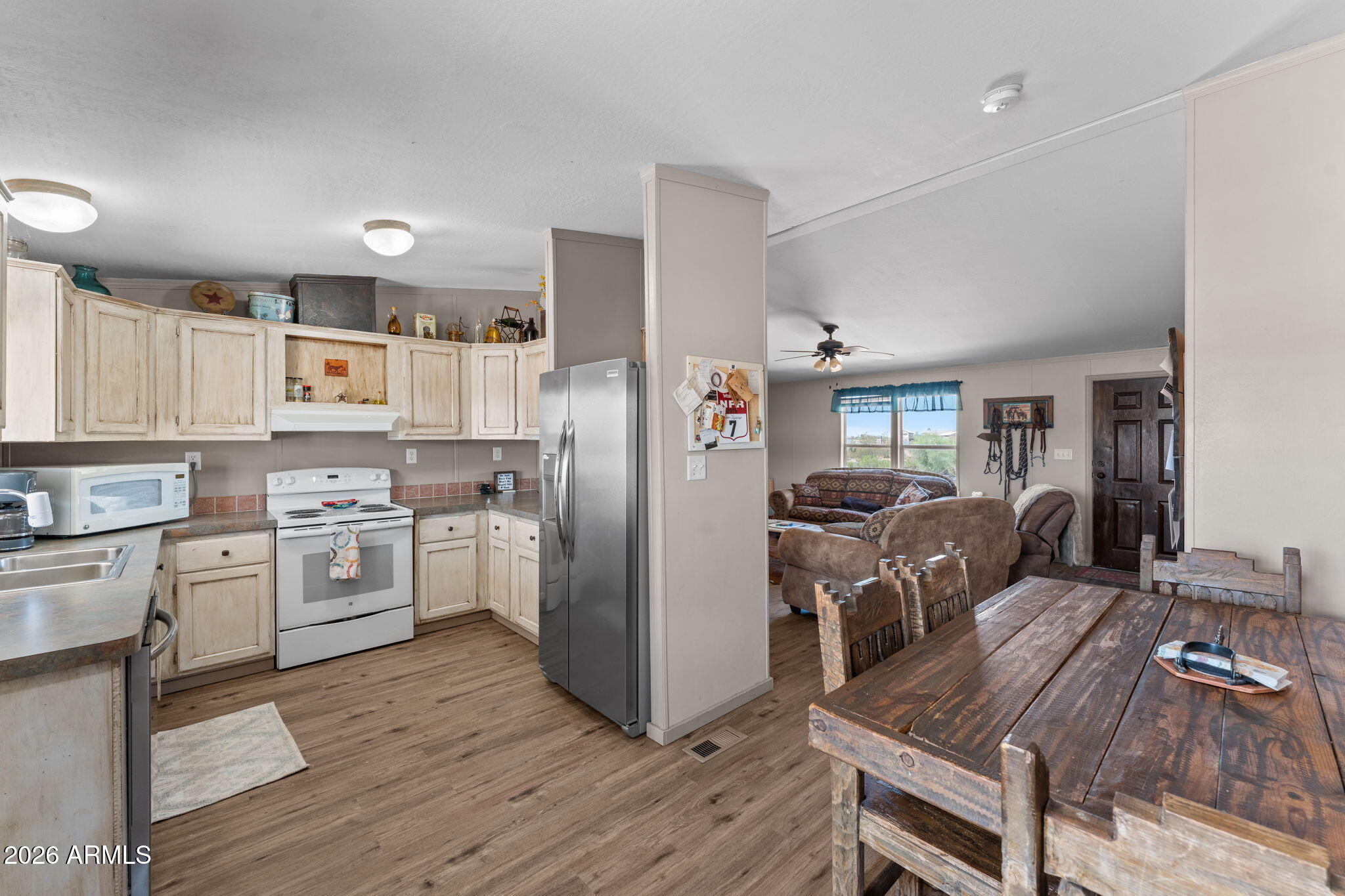 CONGRESS VILLAGE UNIT 2 - Residential