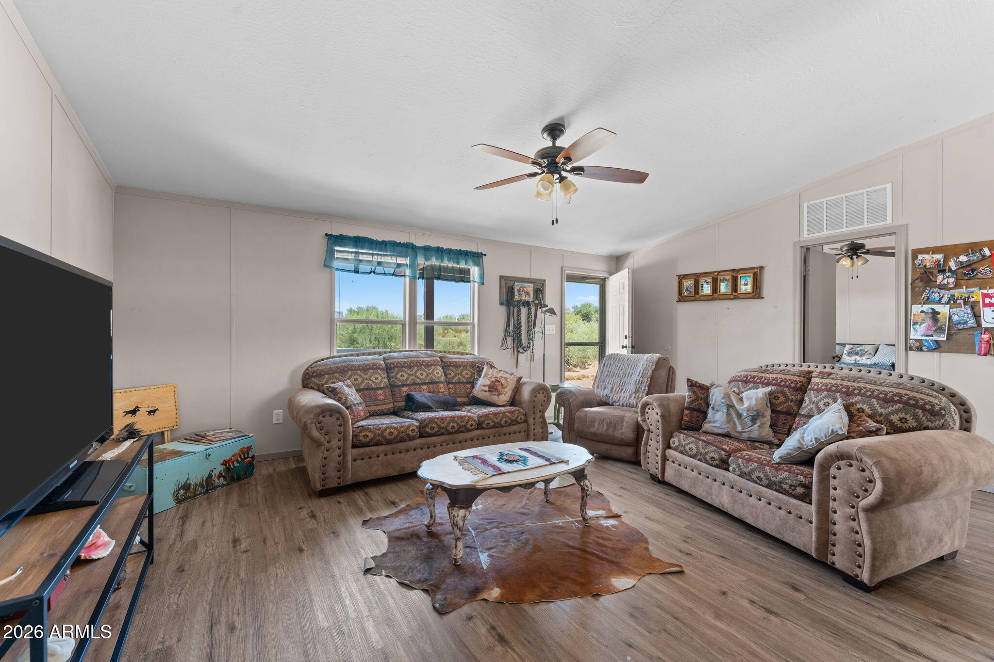 CONGRESS VILLAGE UNIT 2 - Residential