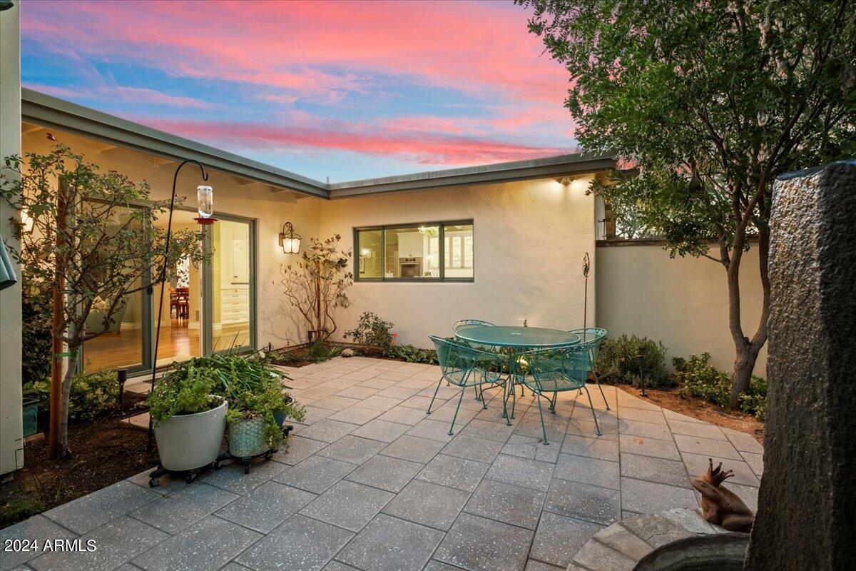 DOUBLETREE RANCHOS 2 - Residential