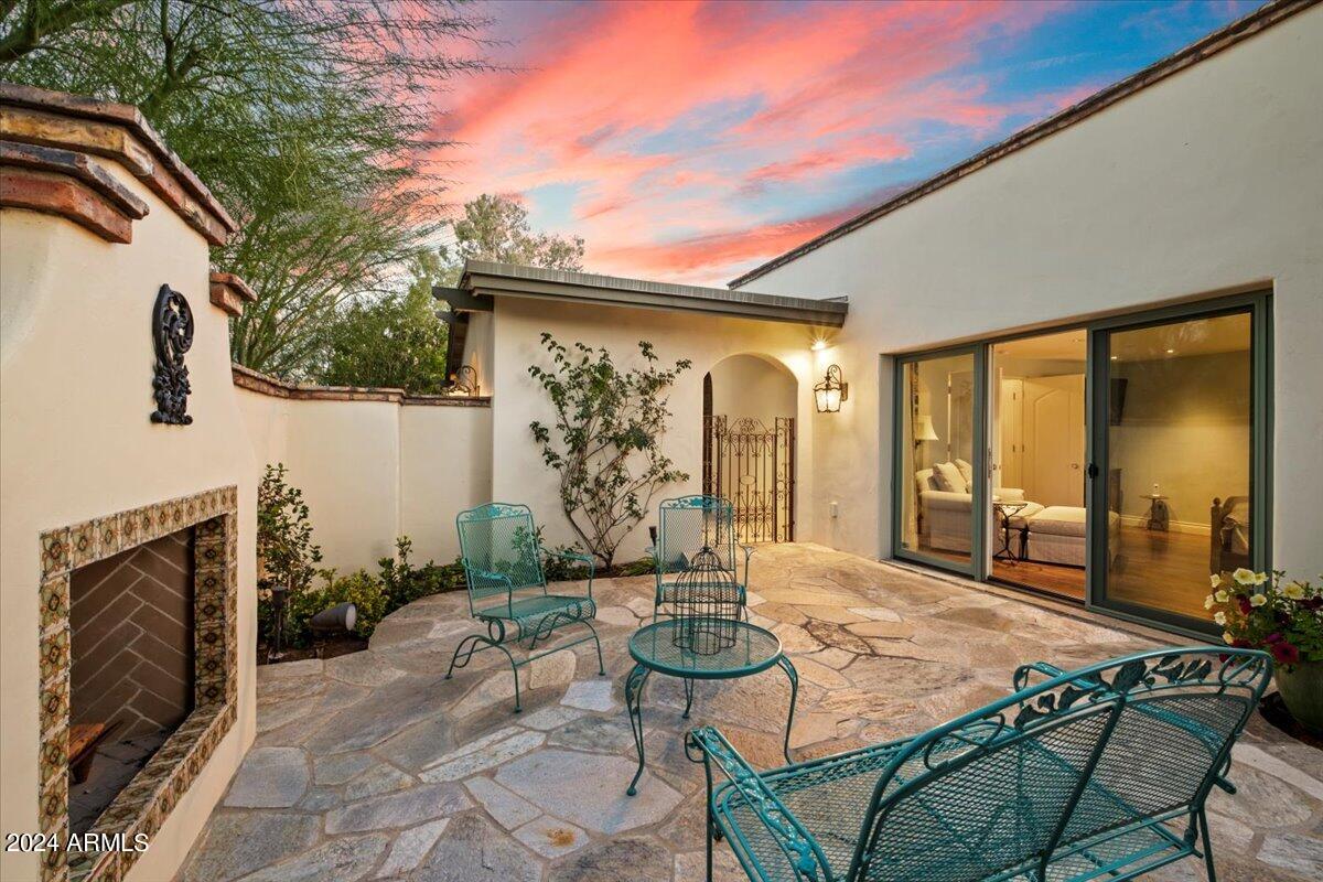 DOUBLETREE RANCHOS 2 - Residential