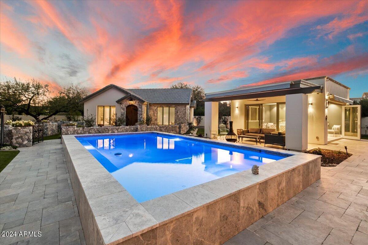 DOUBLETREE RANCHOS 2 - Residential