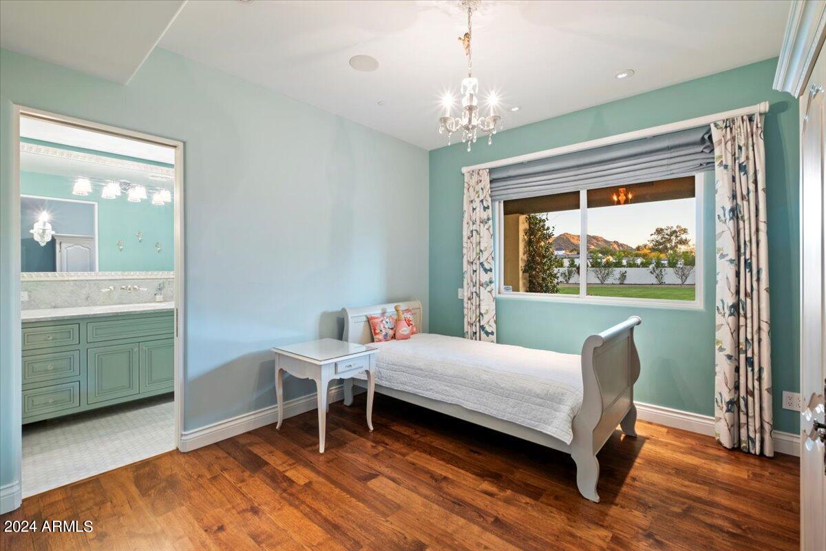 DOUBLETREE RANCHOS 2 - Residential