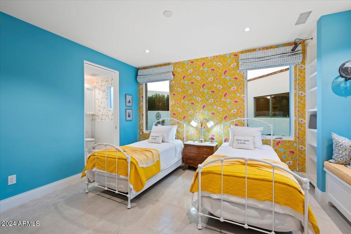 DOUBLETREE RANCHOS 2 - Residential