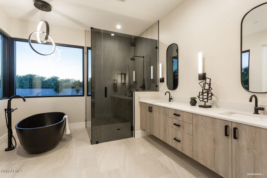 BERNEIL RANCHOS - Residential