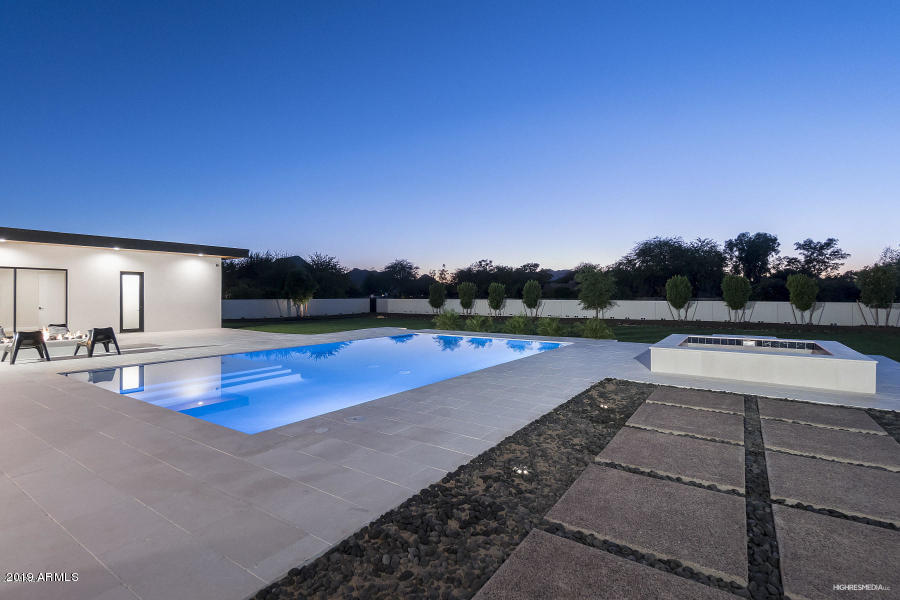BERNEIL RANCHOS - Residential