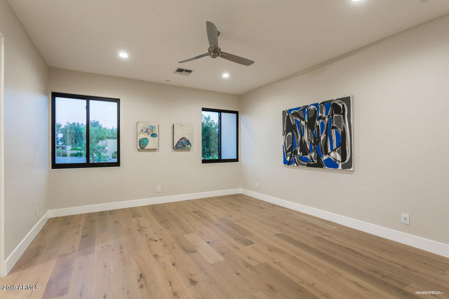 BERNEIL RANCHOS - Residential