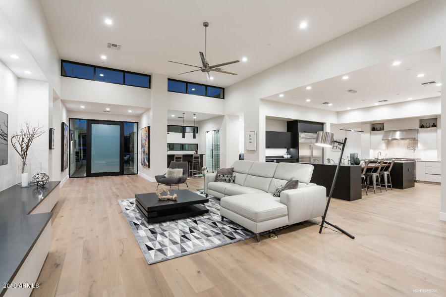 BERNEIL RANCHOS - Residential