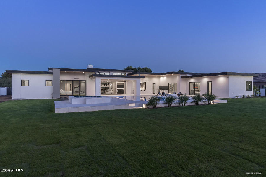 BERNEIL RANCHOS - Residential