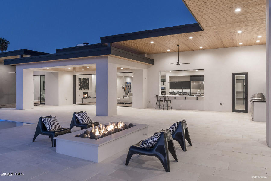 BERNEIL RANCHOS - Residential