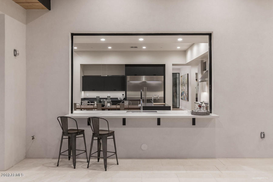 BERNEIL RANCHOS - Residential