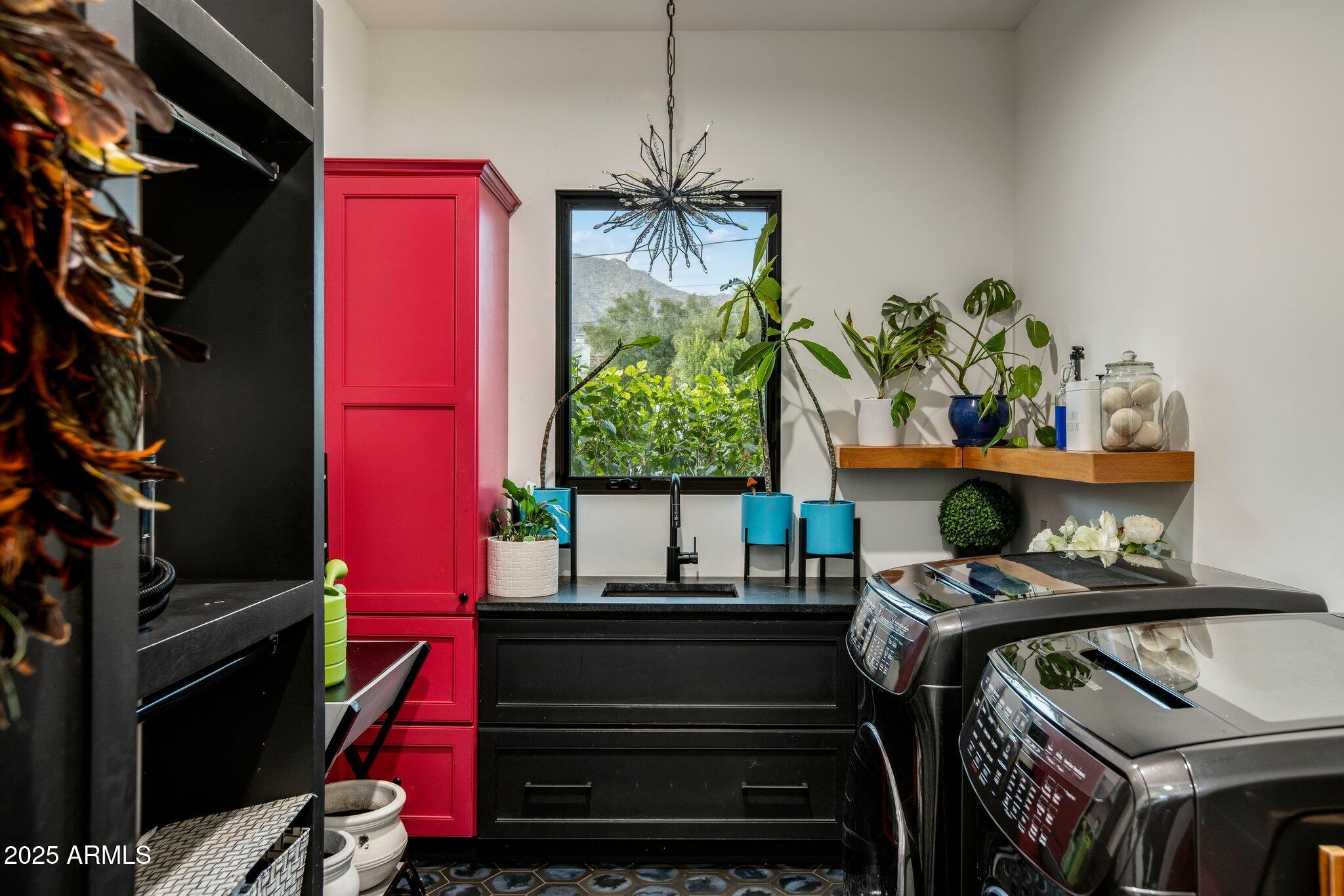 CASA LINDA 2 - Residential