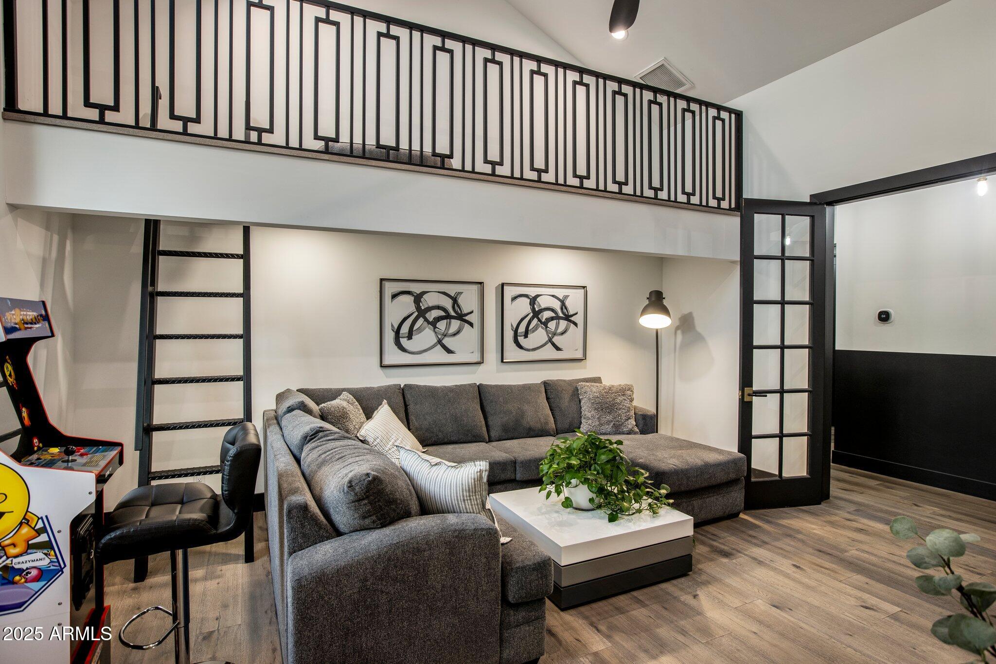 CASA LINDA 2 - Residential
