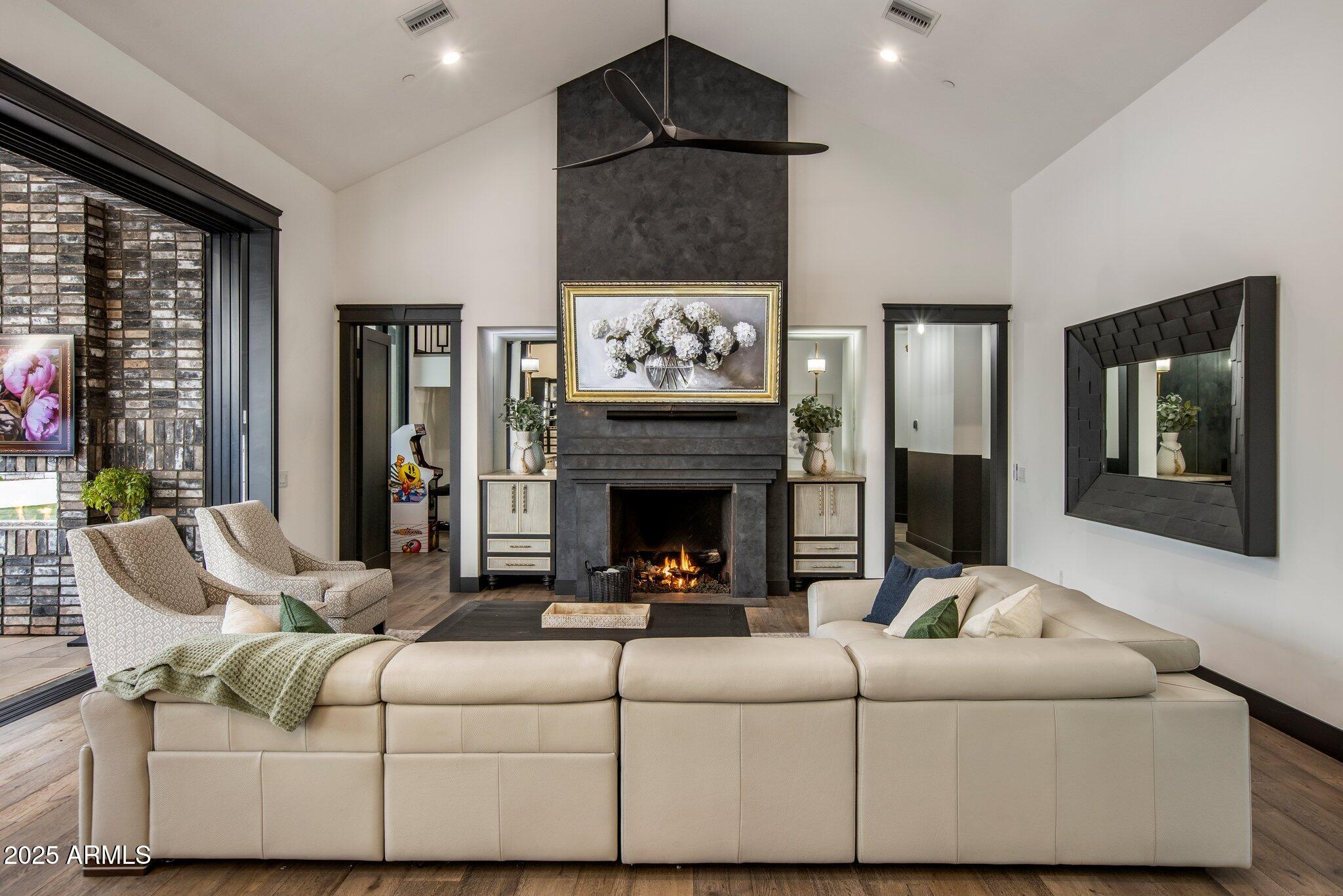 CASA LINDA 2 - Residential