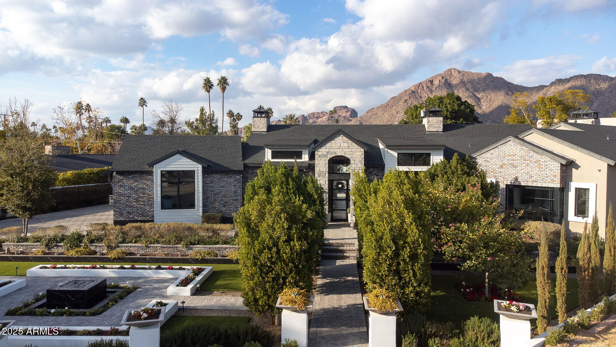 CASA LINDA 2 - Residential