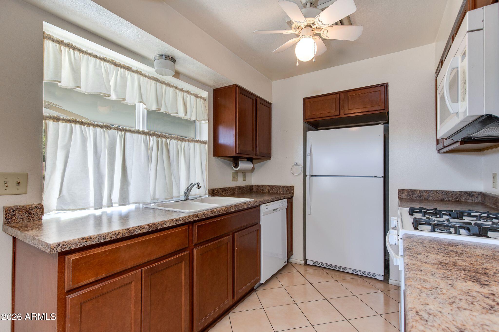 VISTA NORTH NO 2 - Residential