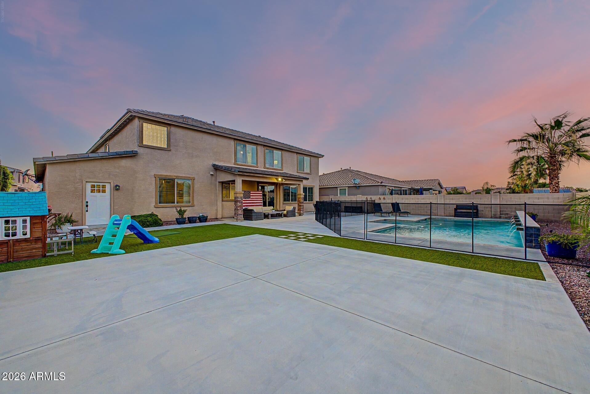 SURPRISE FARMS PHASE 4 PARCEL 1 - Residential