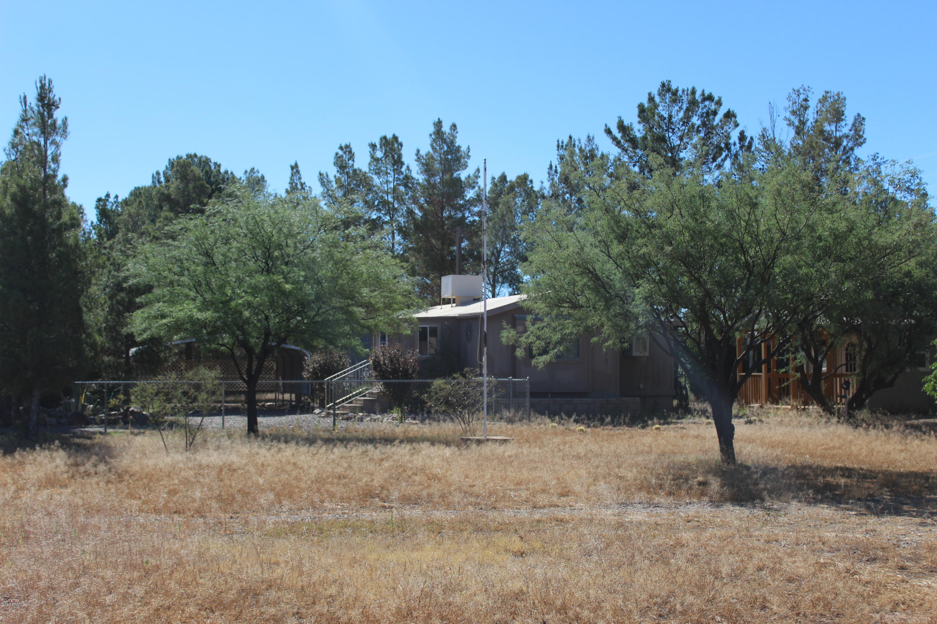 HODGINS ACRES - Residential