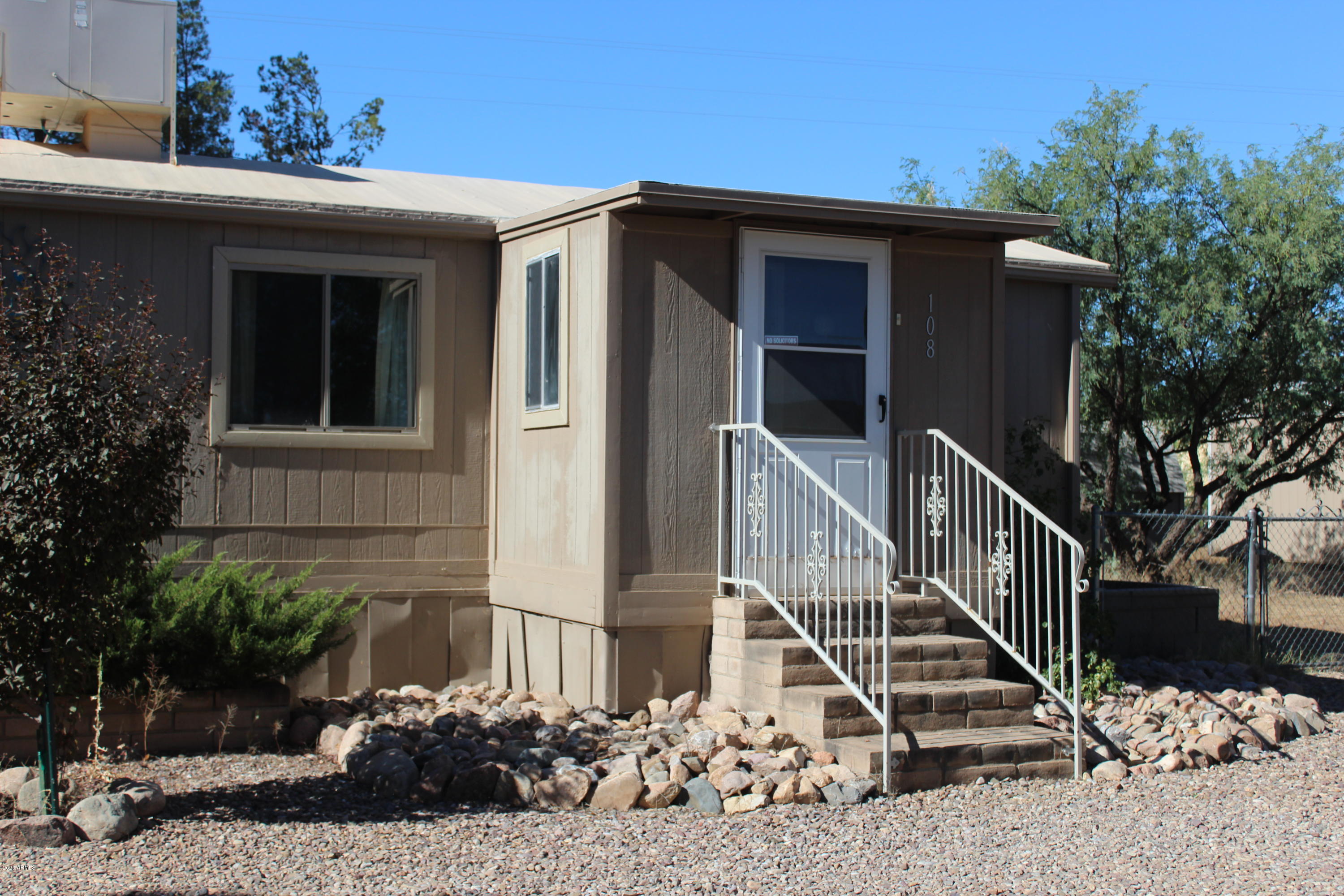 HODGINS ACRES - Residential