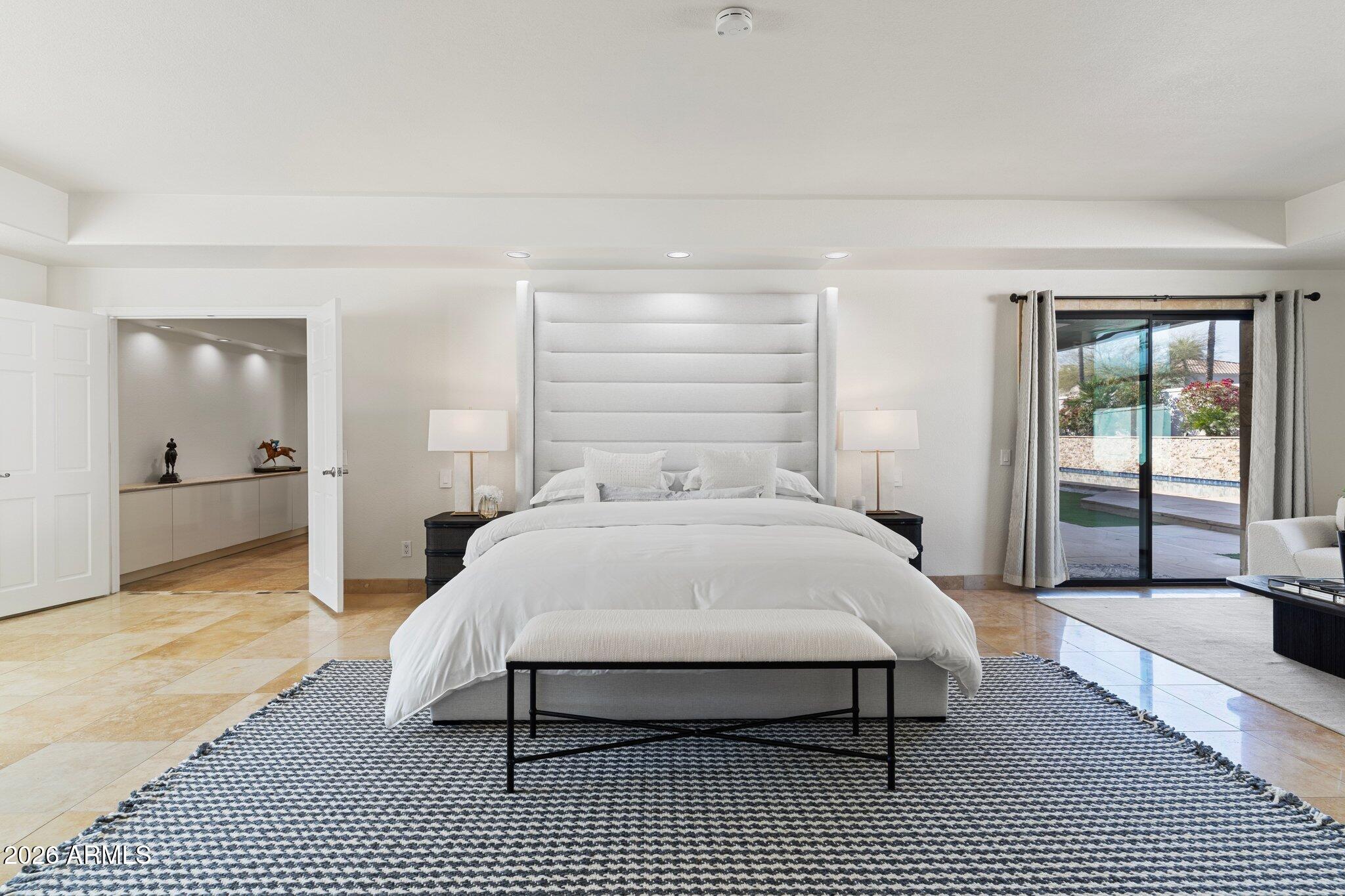 PHOENICIAN ESTATES - Residential