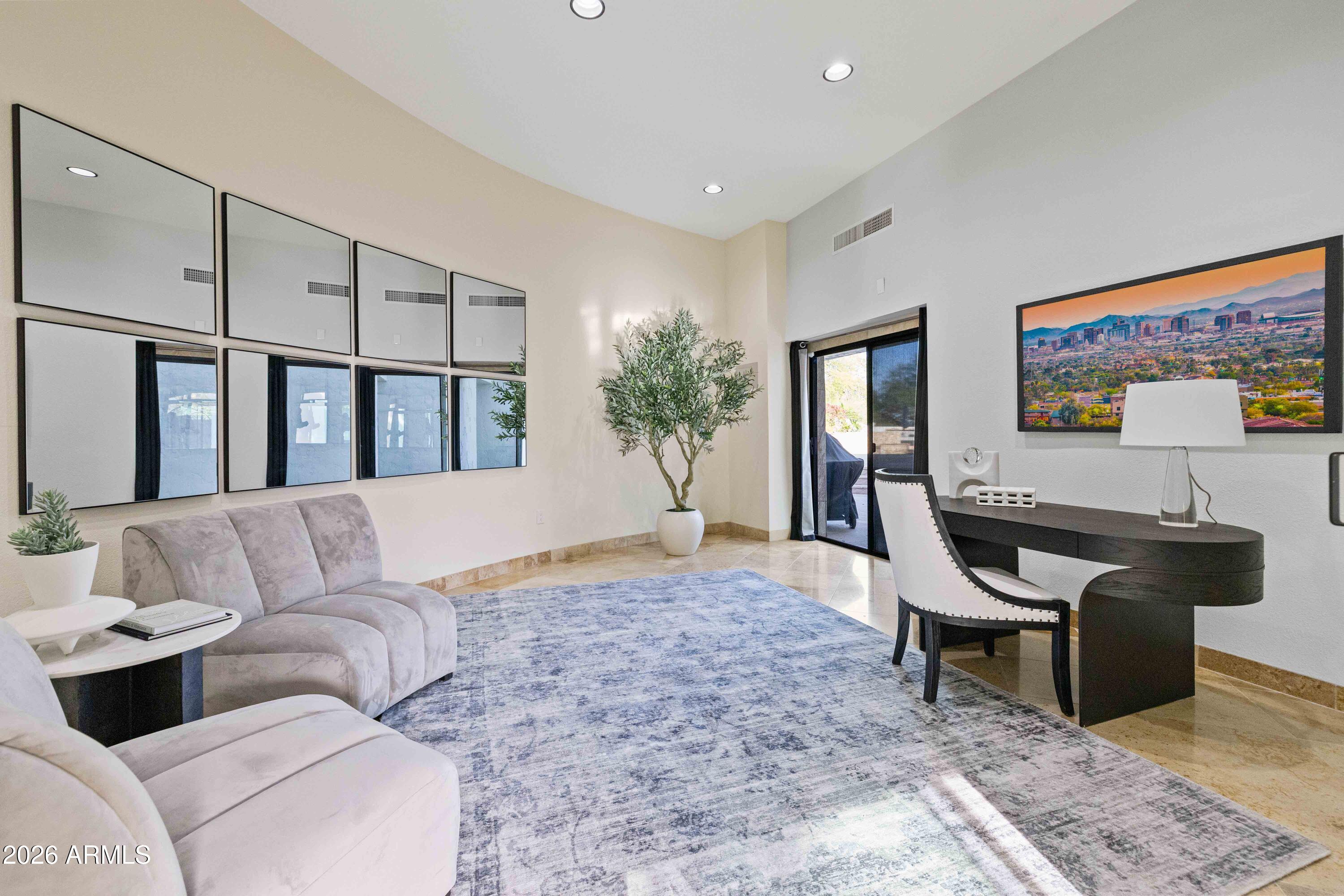 PHOENICIAN ESTATES - Residential