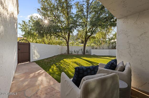 PHOENICIAN ESTATES - Residential