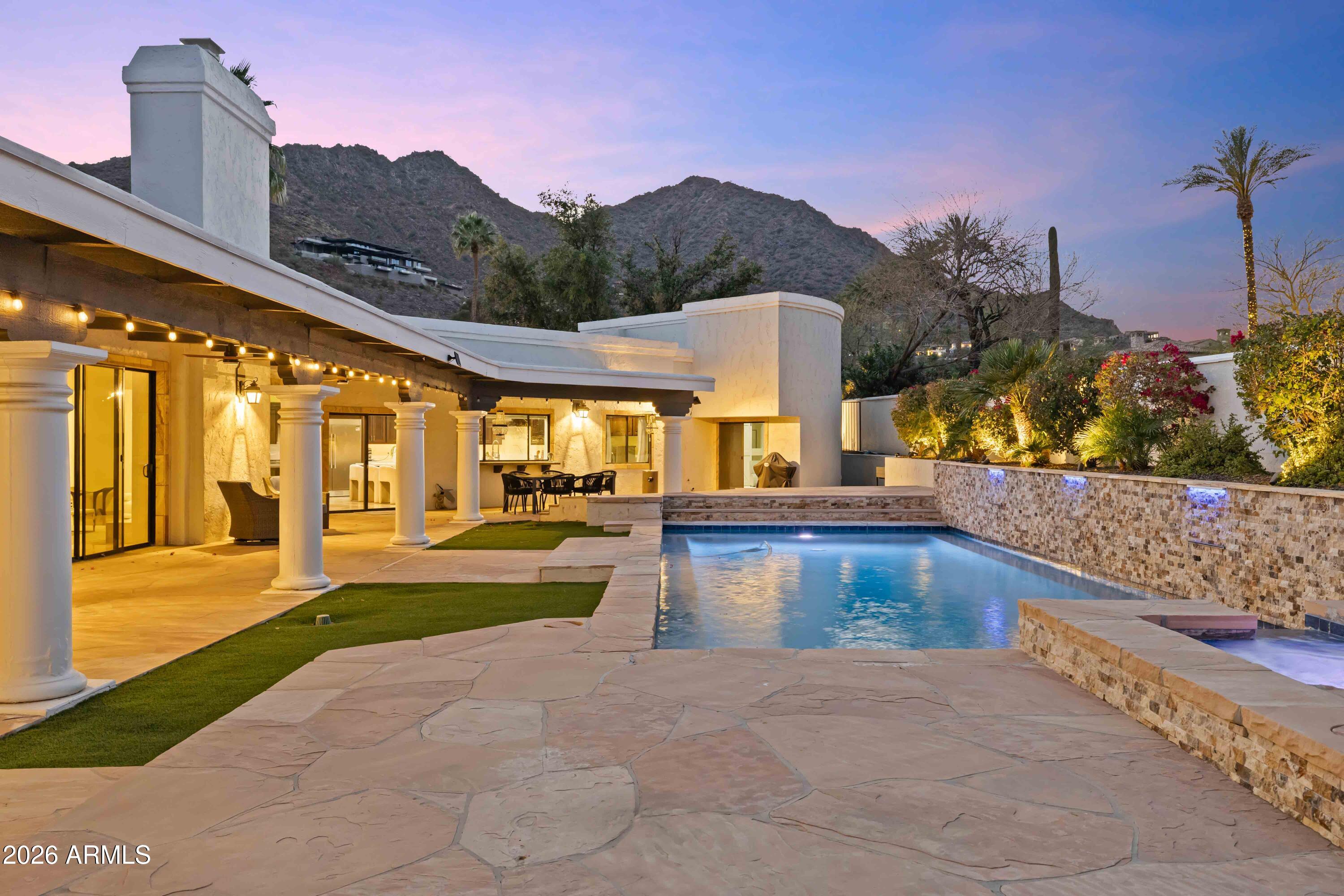 PHOENICIAN ESTATES - Residential