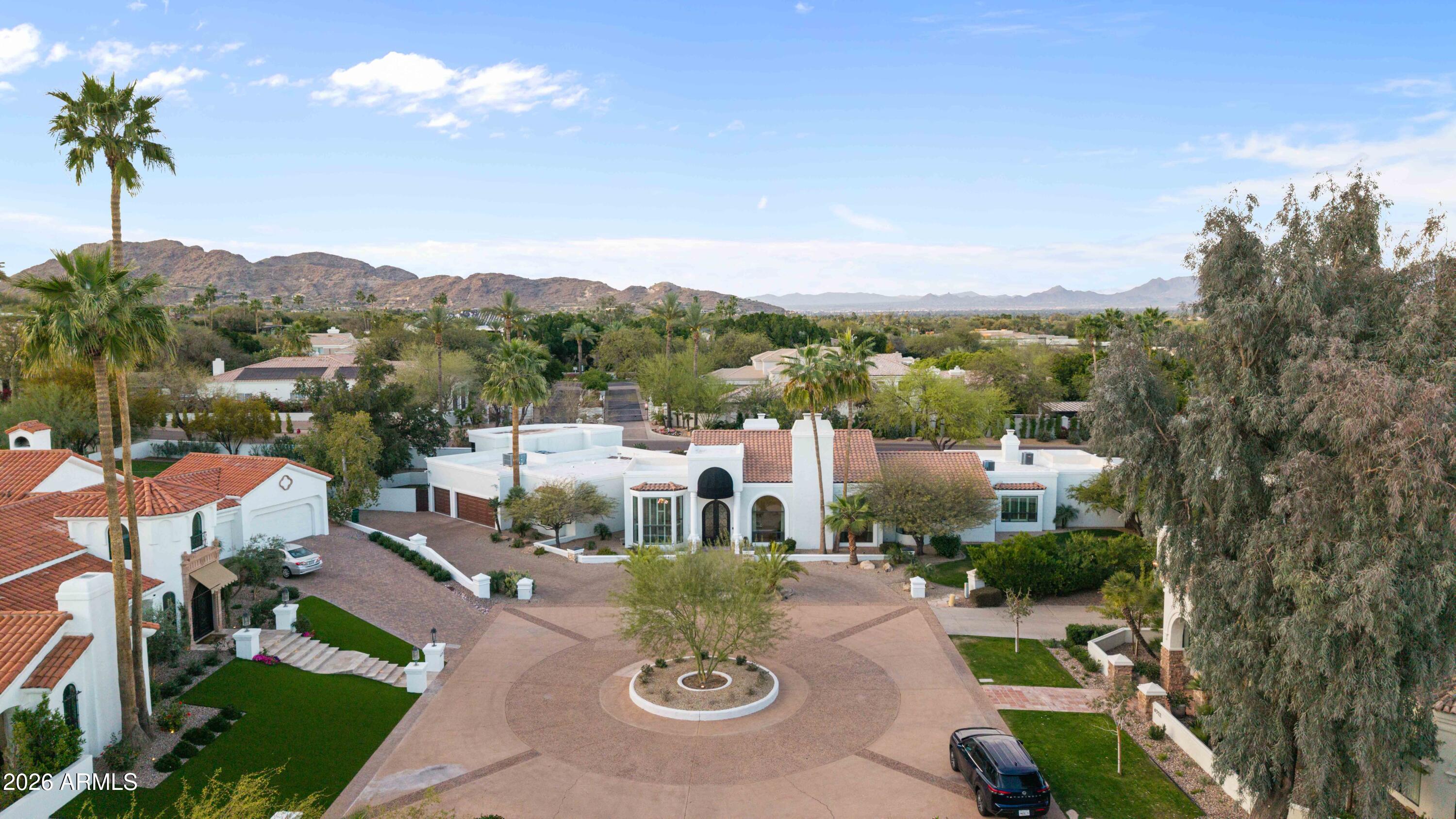PHOENICIAN ESTATES - Residential