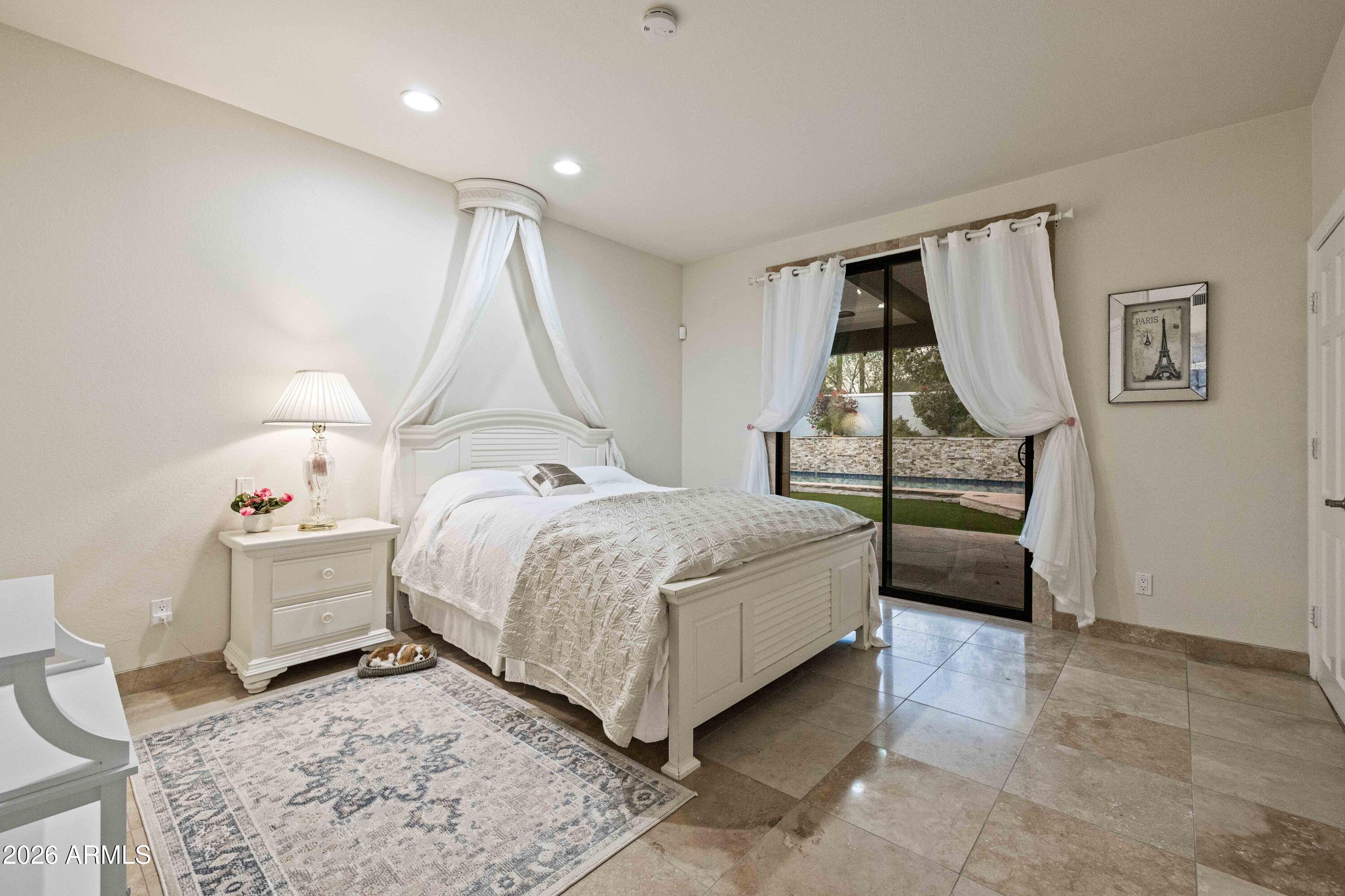 PHOENICIAN ESTATES - Residential