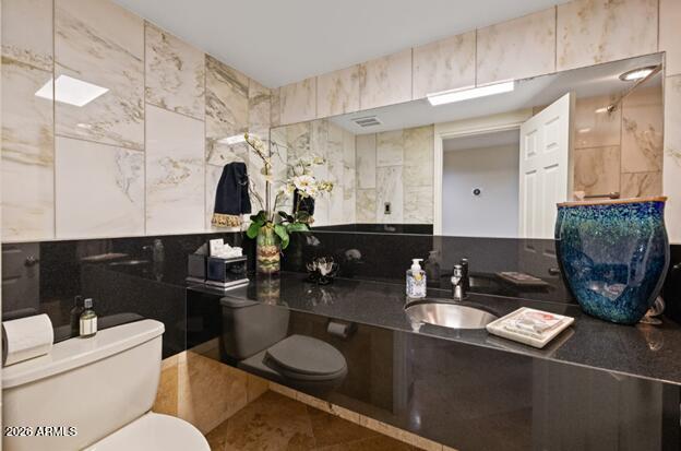 PHOENICIAN ESTATES - Residential