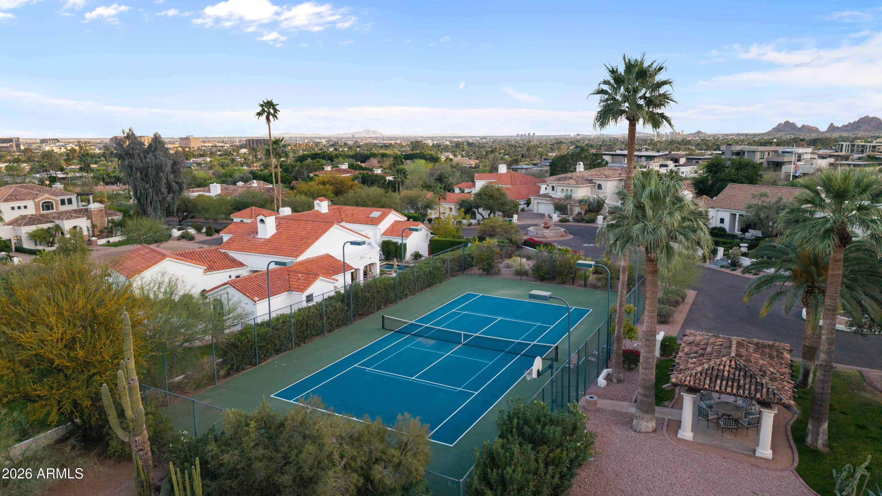 PHOENICIAN ESTATES - Residential