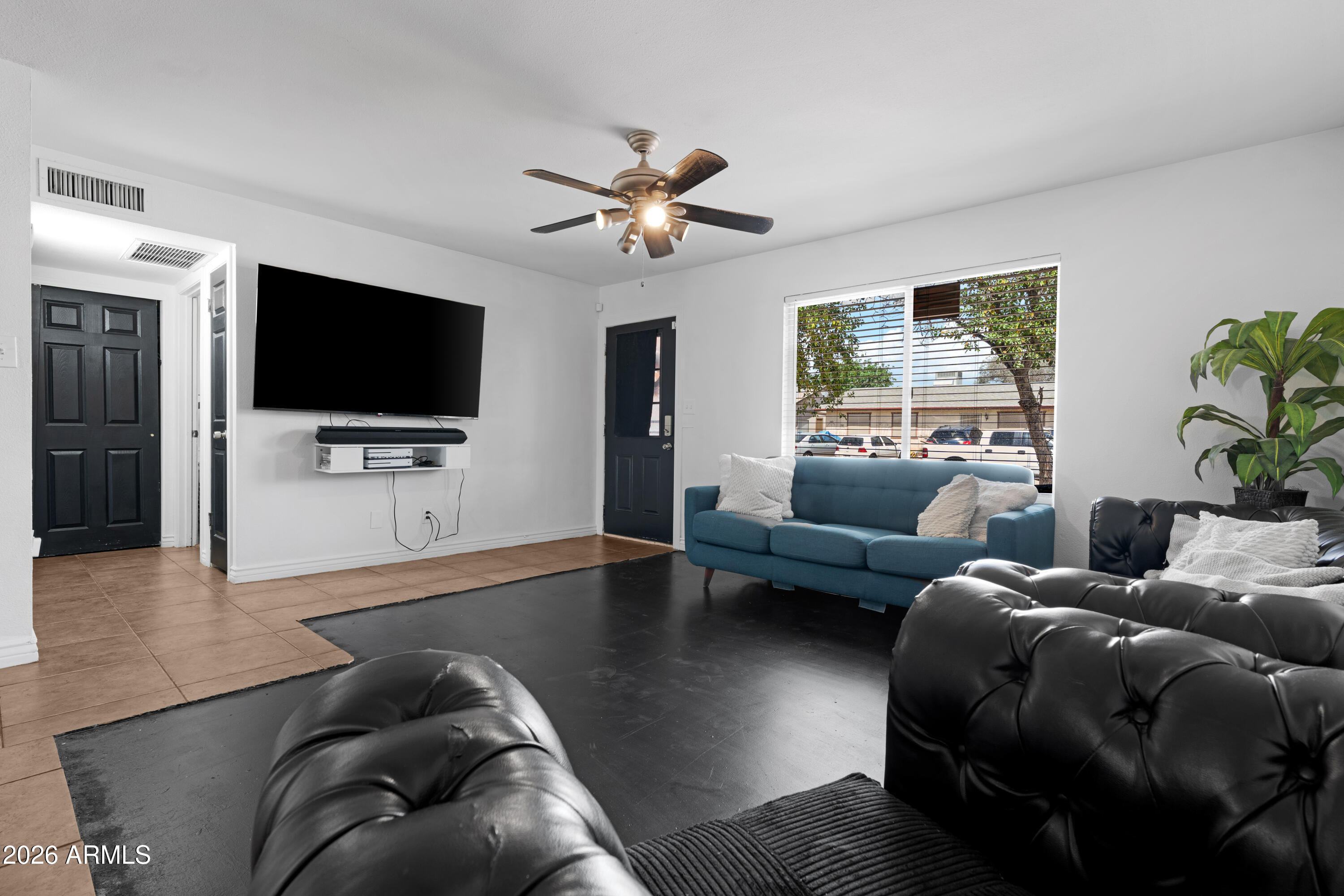 DESERT SANDS GOLF AND COUNTRY CLUB UNIT 8 - Residential