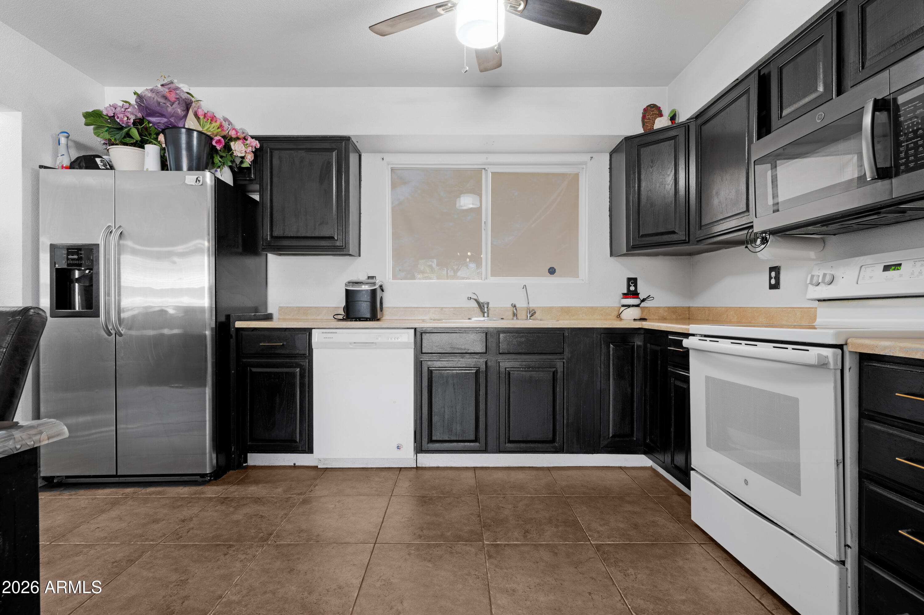 DESERT SANDS GOLF AND COUNTRY CLUB UNIT 8 - Residential
