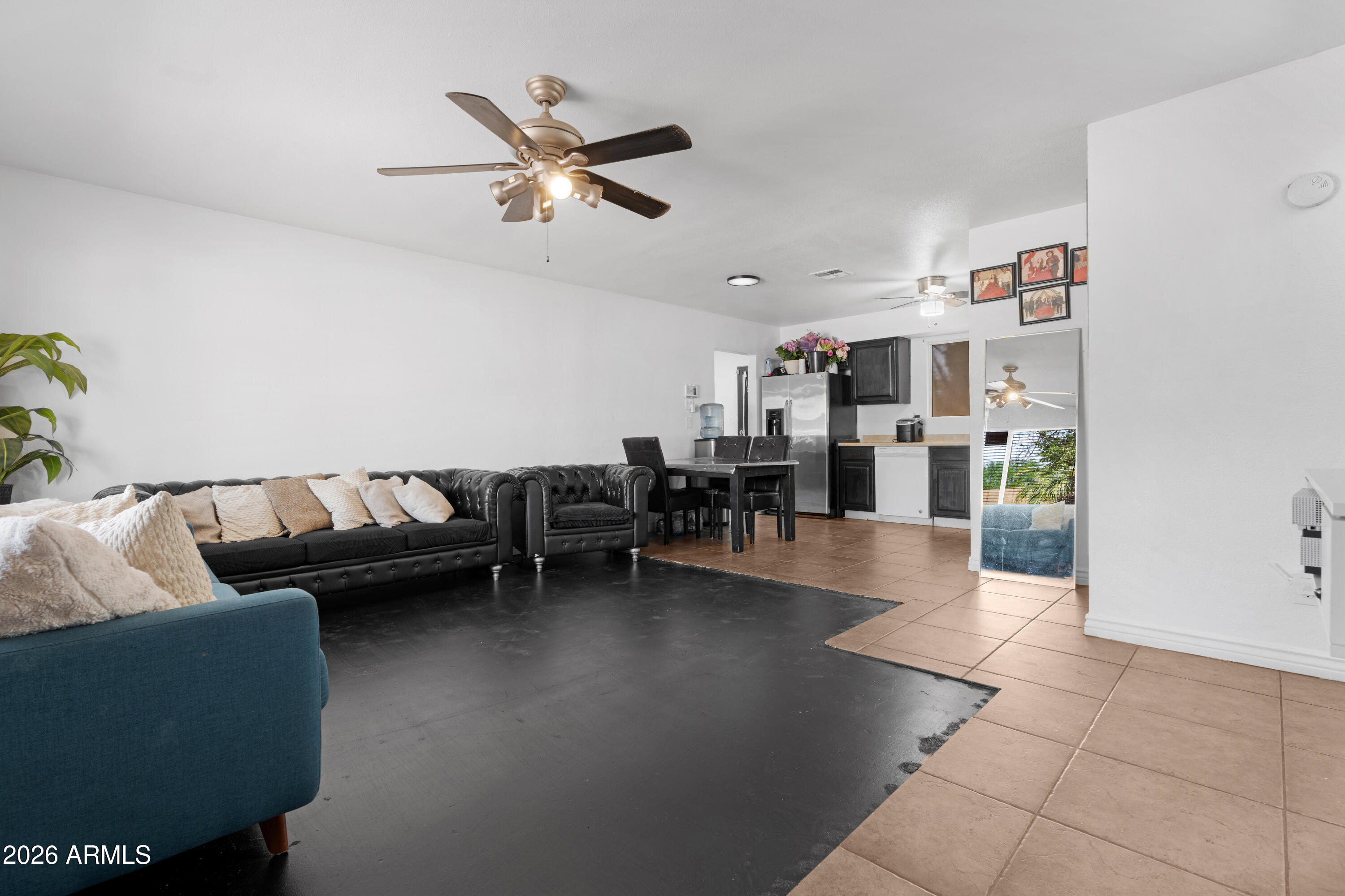 DESERT SANDS GOLF AND COUNTRY CLUB UNIT 8 - Residential